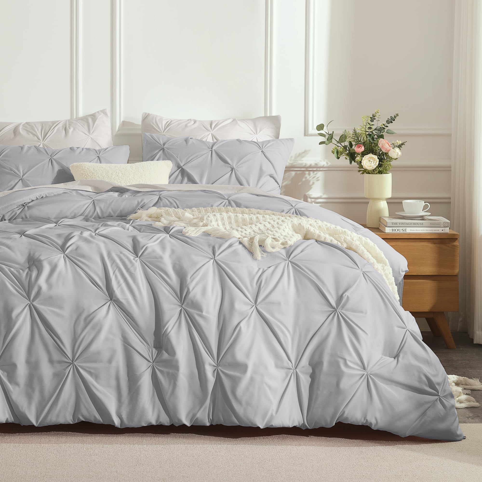 Andency California King Comforter Set Silver Gray (104X96Inch), Western Modern Pinch Pleat Bedding Set 3 Pieces, Oversized Pintuck All Season Soft Down Alternative Bed Set For Men Adults