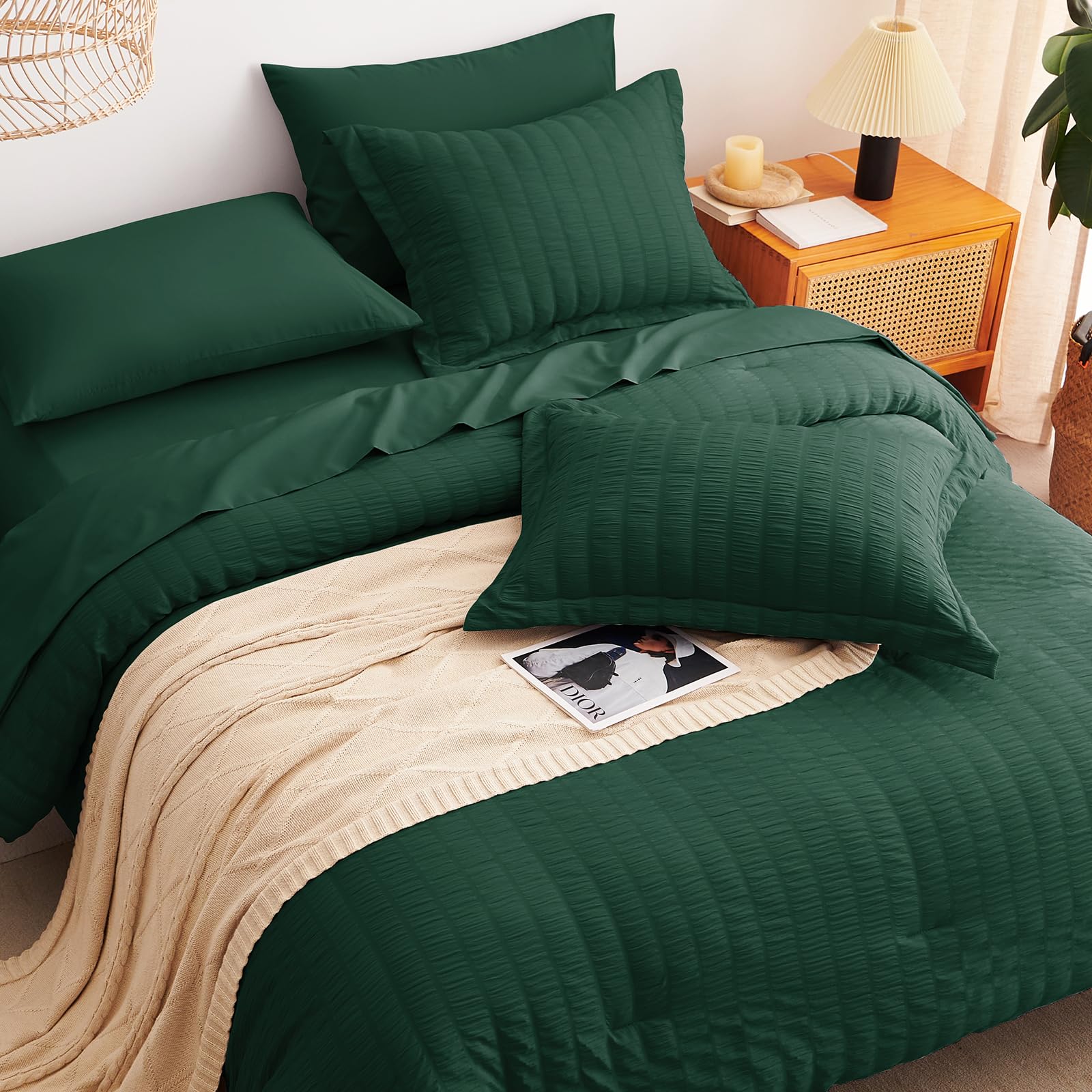 Cozylux King Seersucker Comforter Set With Emerald Green Bed In A Bag 7-Piece All Season Bedding Set With Comforter, Pillow Sham, Flat Sheet, Fitted Sheet, Pillowcase