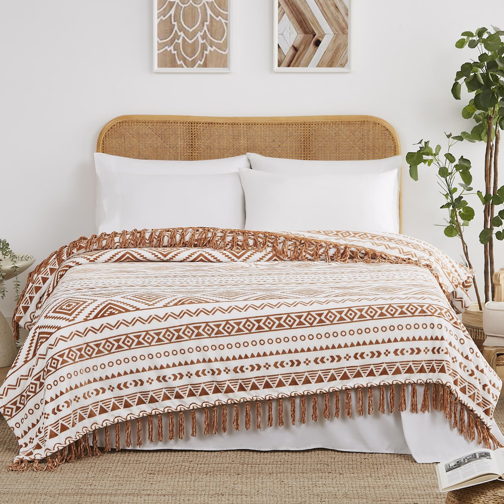 Casaagusto Queen Boho Blanket, Terrcotta Aztec Blankets With Tassel - Printed Flannel Cozy Soft Western Blanket For Chair, Bed,