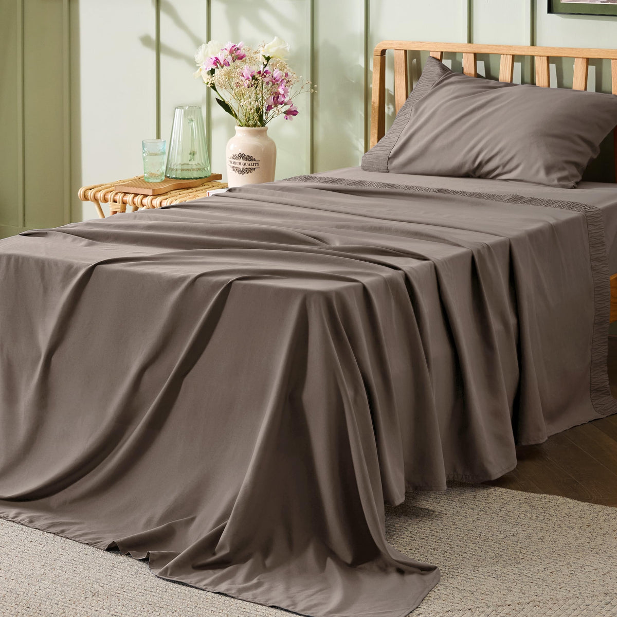 Bedsure Twin Sheets Set - Soft Twin Bed Sheets For Boys And Girls, 3 Pieces Hotel Luxury Taupe Sheets Twin, Easy Care Polyester