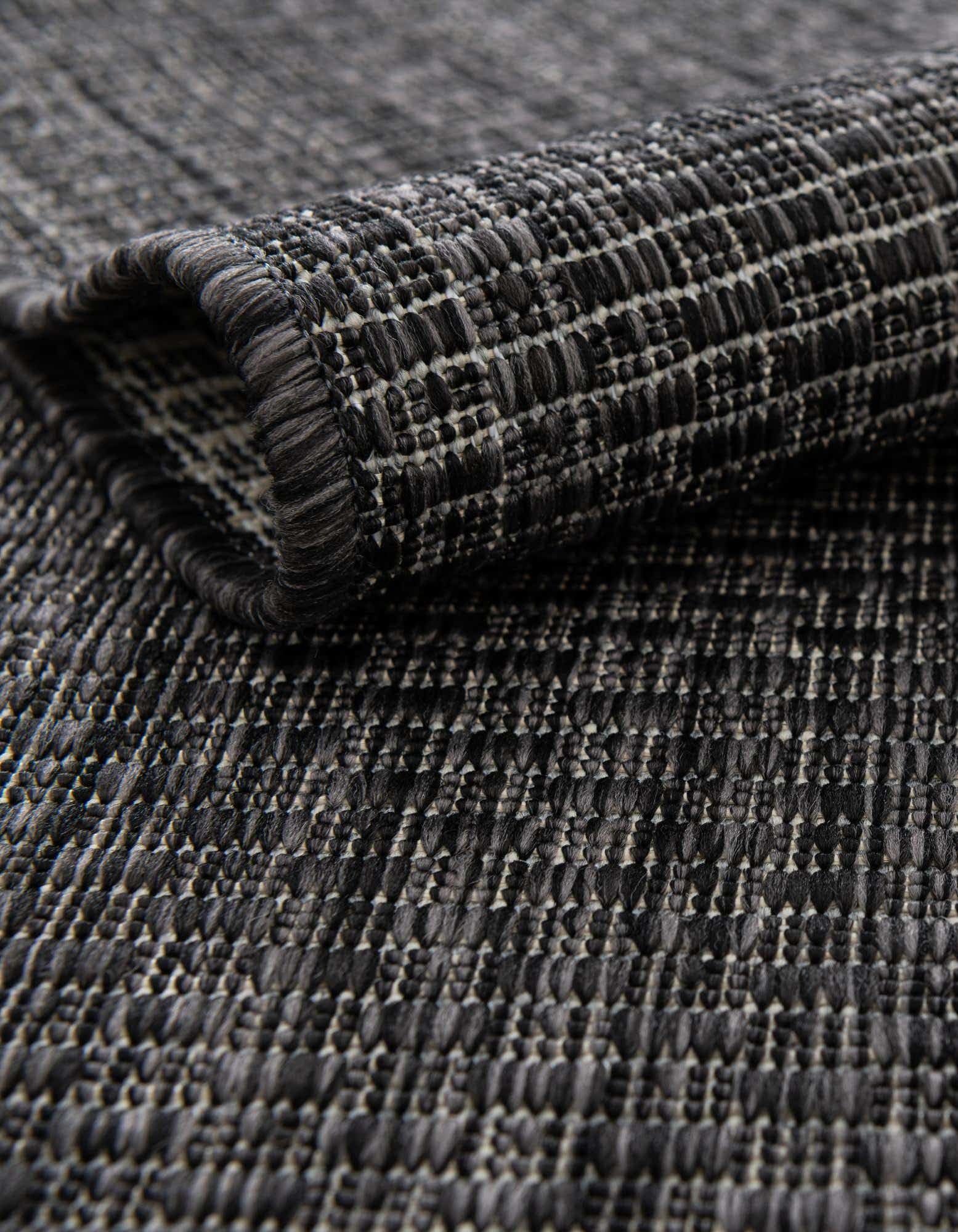 Unique Loom Outdoor Solid Collection Area Rug (10' X 13' 1'' Rectangle Black/Ivory)