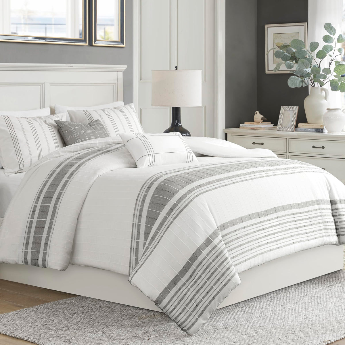 Harbor House King Duvet Cover Set, Stripes Clipped Jacquard, Cotton Oversized Duvet Cover for a King-Size Bed, Farmhouse Bedding