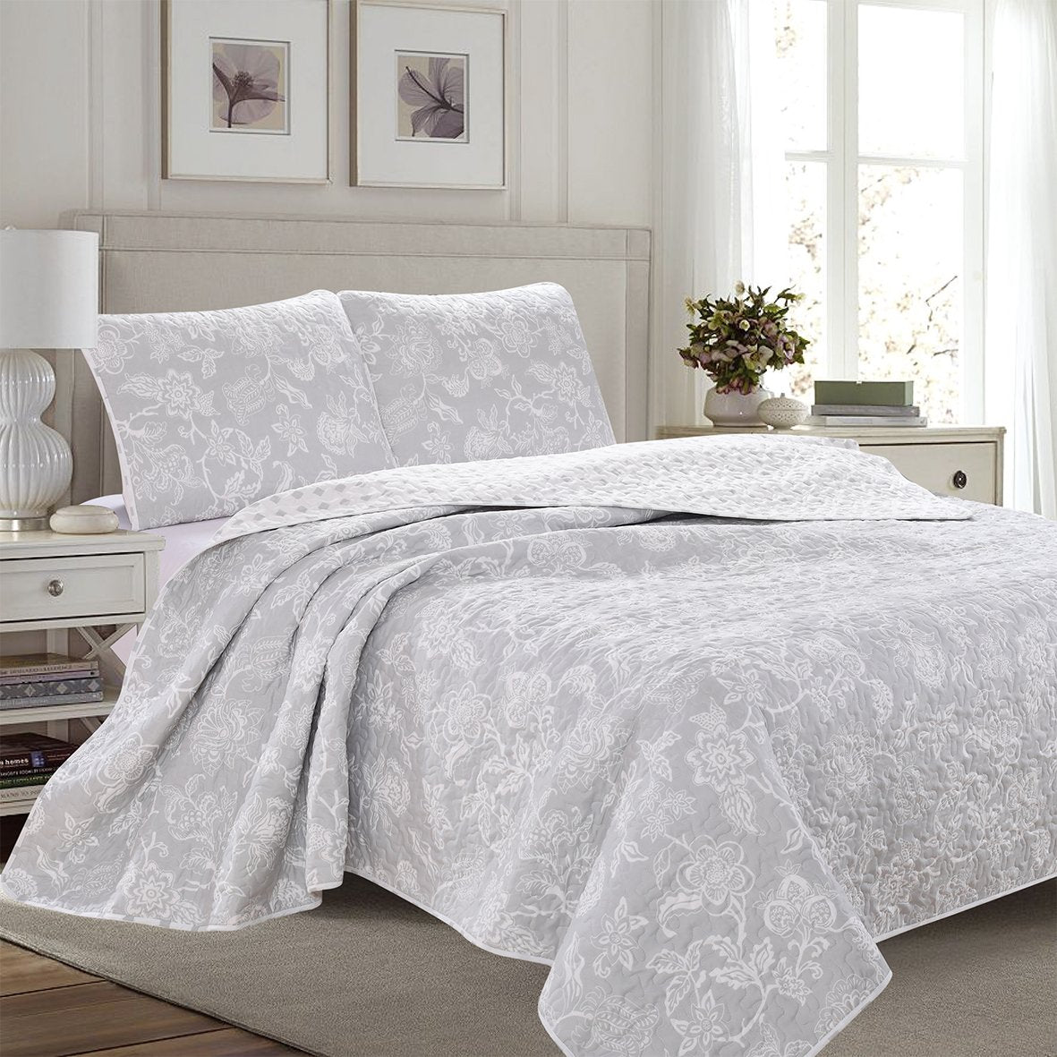 Great Bay Home 3-Piece King Reversible Lightweight Quilt Comforter With 2 Shams | All-Season, Microfiber, Floral Bedspreads | Mo