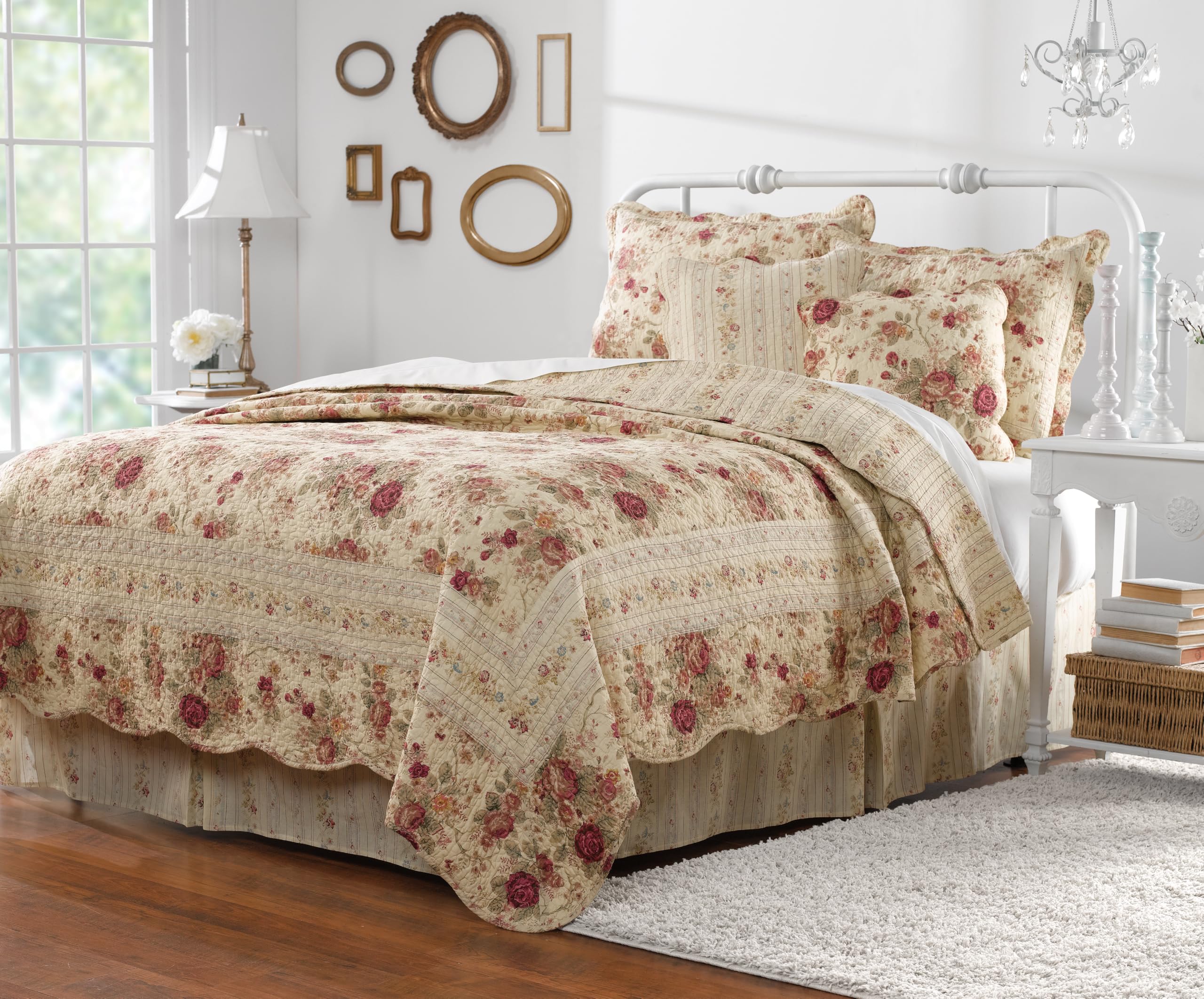 Greenland Home Antique Rose 100% Cotton Heirloom-Quality Quilt Set, Full/Queen (5 Piece), Ecru