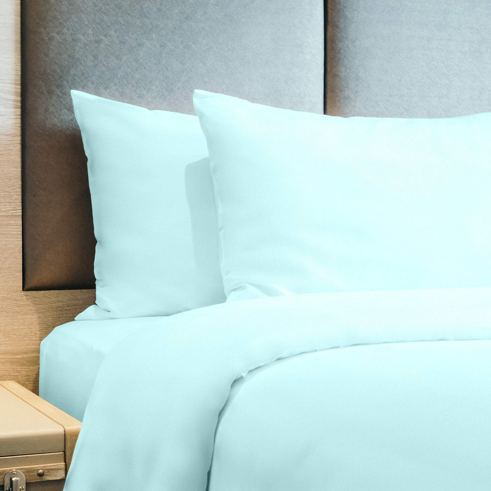 Bluff City Bedding 1800 Thread Count Egyptian Cotton Feel 4 Piece Bed Sheet Set 12 Colors (King, Light Blue)