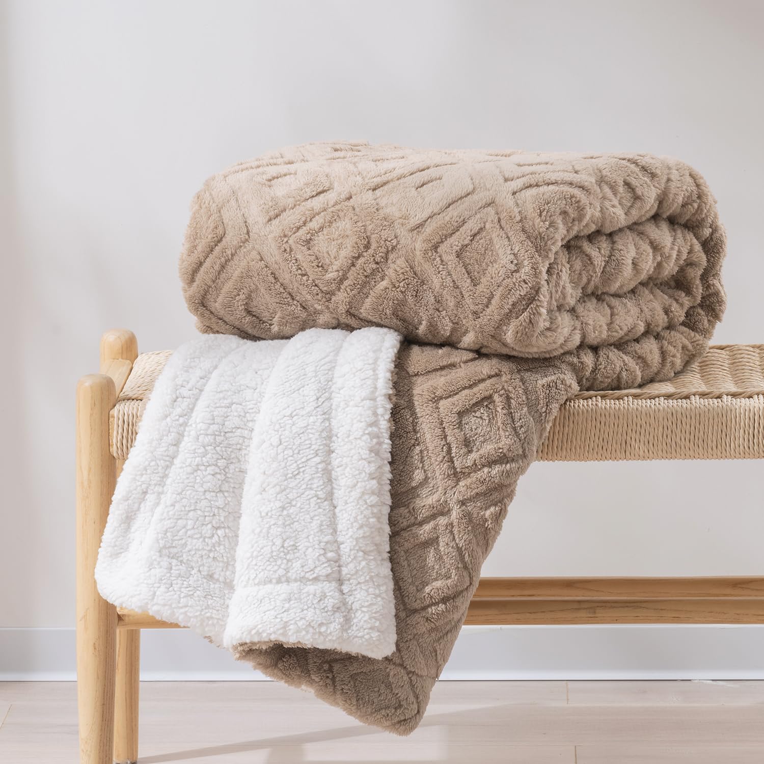 Evergrace Jacquard Boho Sherpa Fleece Throw Blanket For Couch, Super Soft Cozy Fuzzy Plush Blankets For Winter, Reversible Thick