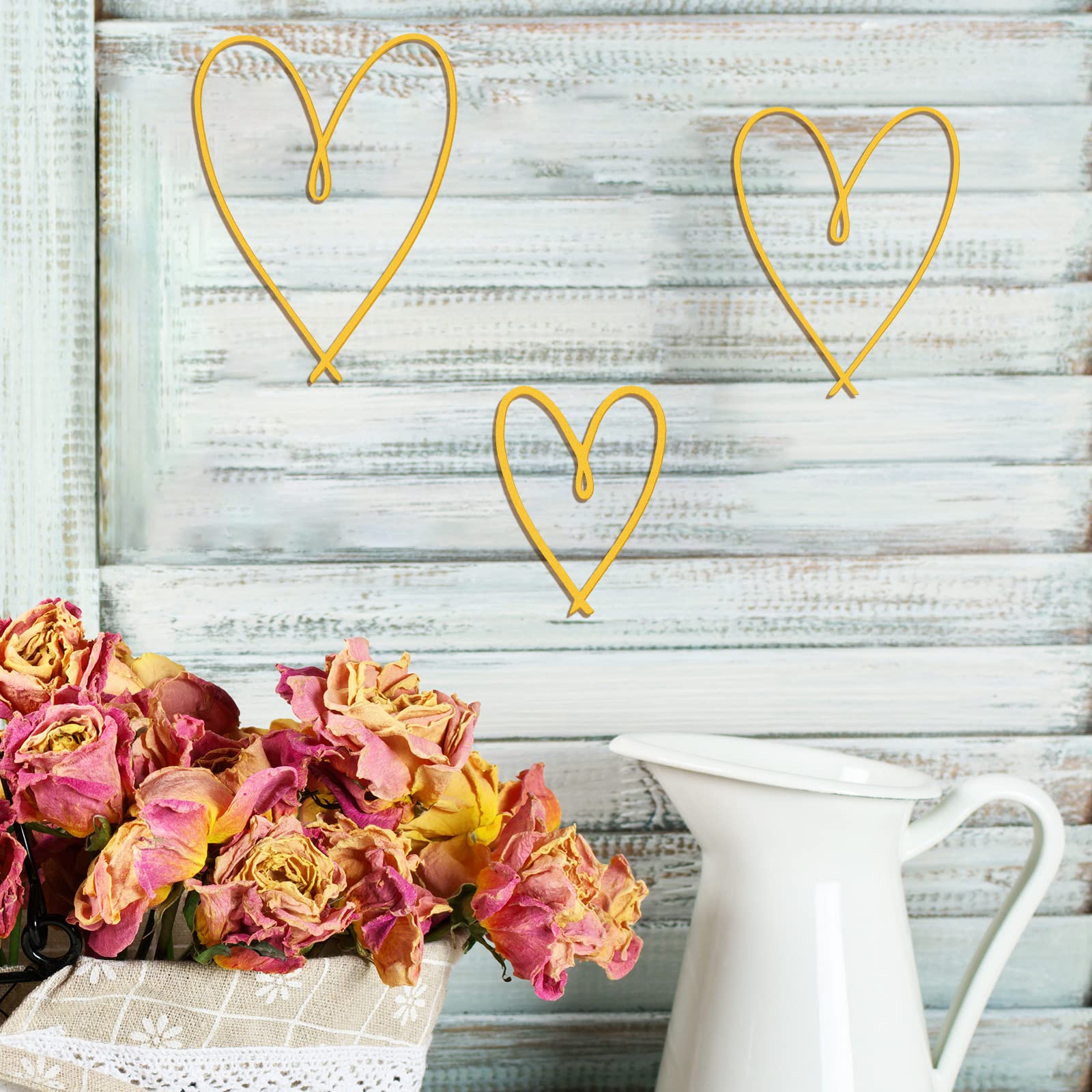 4 Pieces Metal Heart Wall Art Decor Heart Wall Decor Love Heart Wall Decoration Metal Heart Wall Sign Metal Wall Ornaments For B