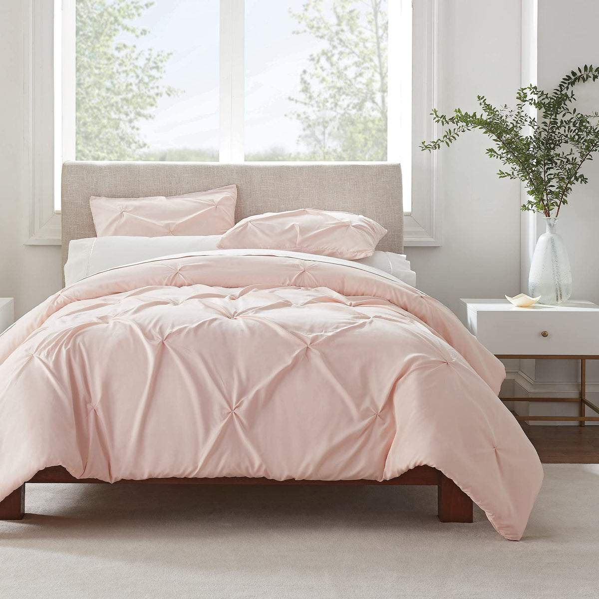 Serta Simply Clean Ultra Soft 3 Piece Hypoallergenic Stain Resistant Pleated Duvet Cover Set, King, Blush