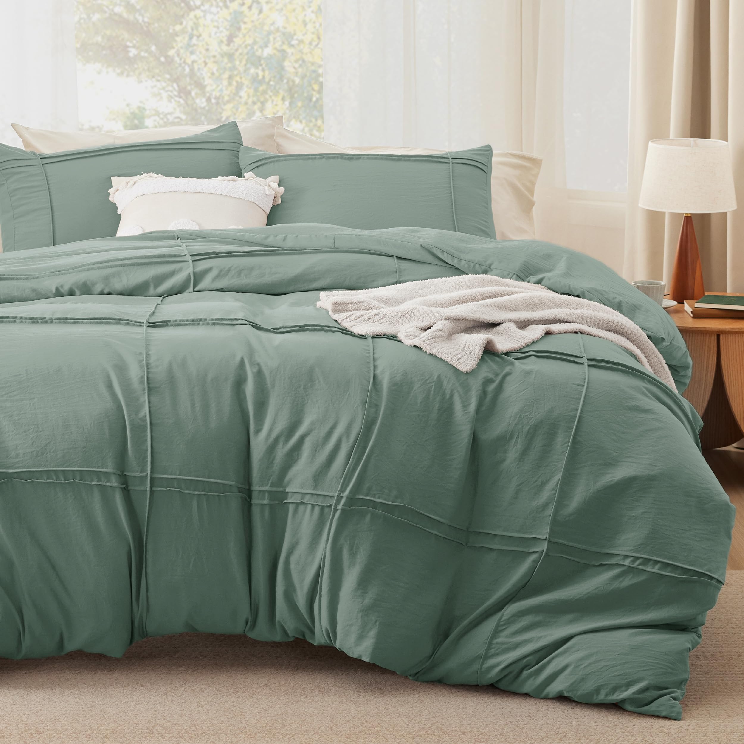Bedsure Grid Tufted Duvet Cover Queen - Shabby Chic Duvet Cover, 3-Piece Queen Size Boho Bedding, Includes 1 All-Season Duvet Cover & 2 Pillowcases (Green, Queen, 90'X90')