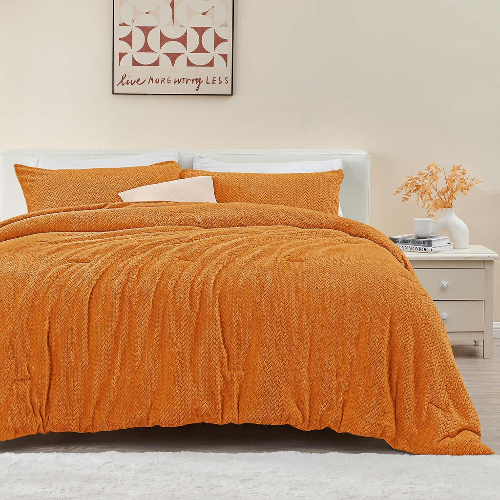 Chixpace Fluffy Queen Comforter Set - Furry Burnt Orange Leaves Pattern Faux Fur Bed Set, Winter Ultra Soft Fuzzy Comfort Set, V