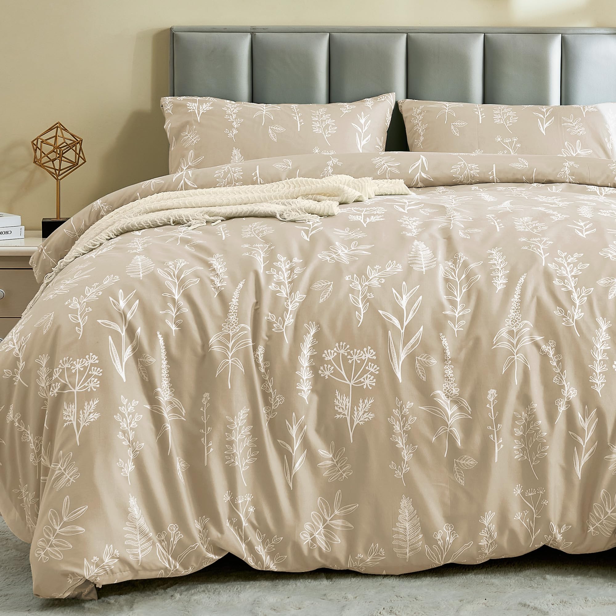 Muxhomo Duvet Cover Full Size, Reversible Floral Beige Duvet Cover Set With Zipper Closure, 3 Pieces Botanical Patterns Soft Mic
