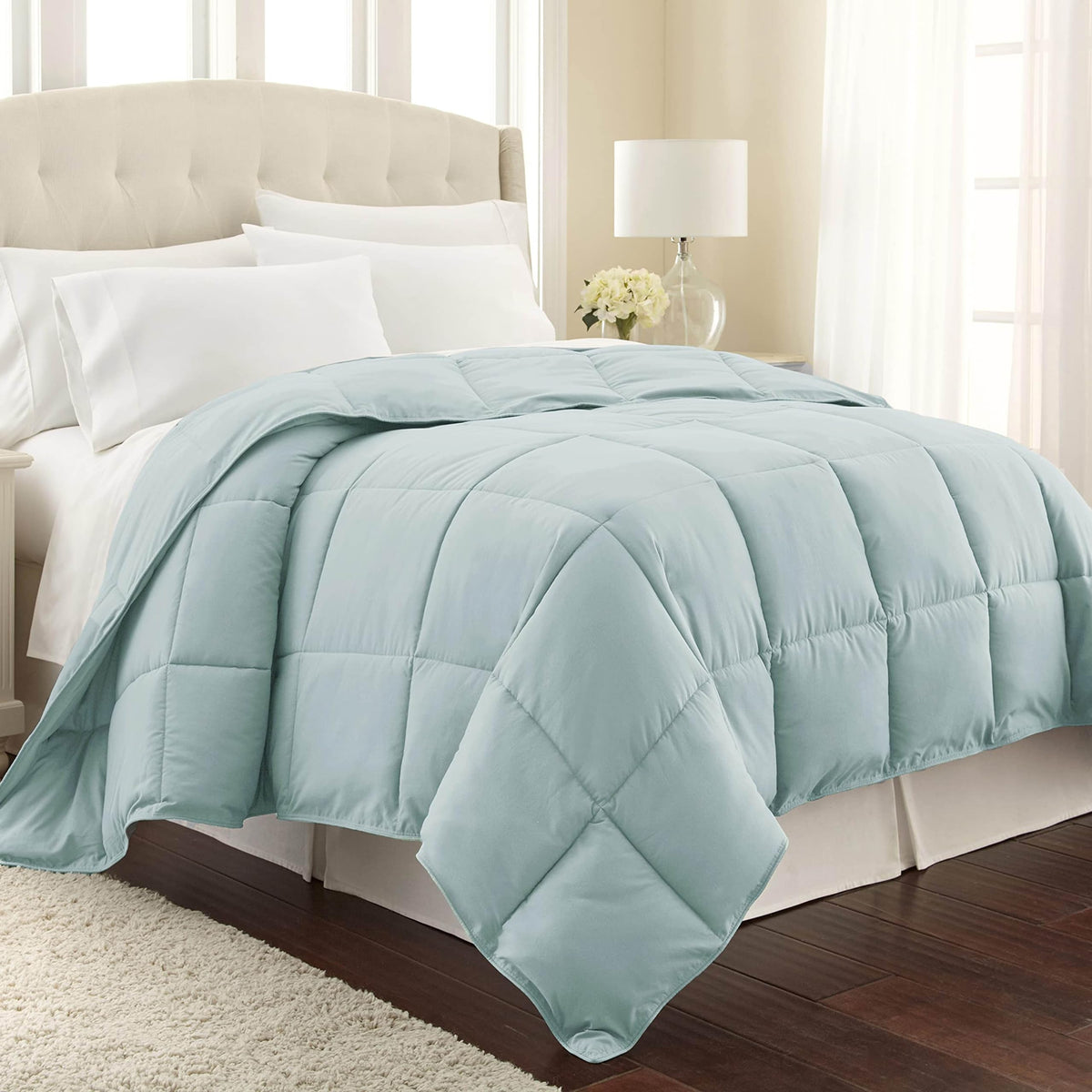 Southshore Fine Living, Inc. Vilano Springs Premium Quality Over-Sized All-Season Down-Alternative Comforter, Sky Blue, King/Cal