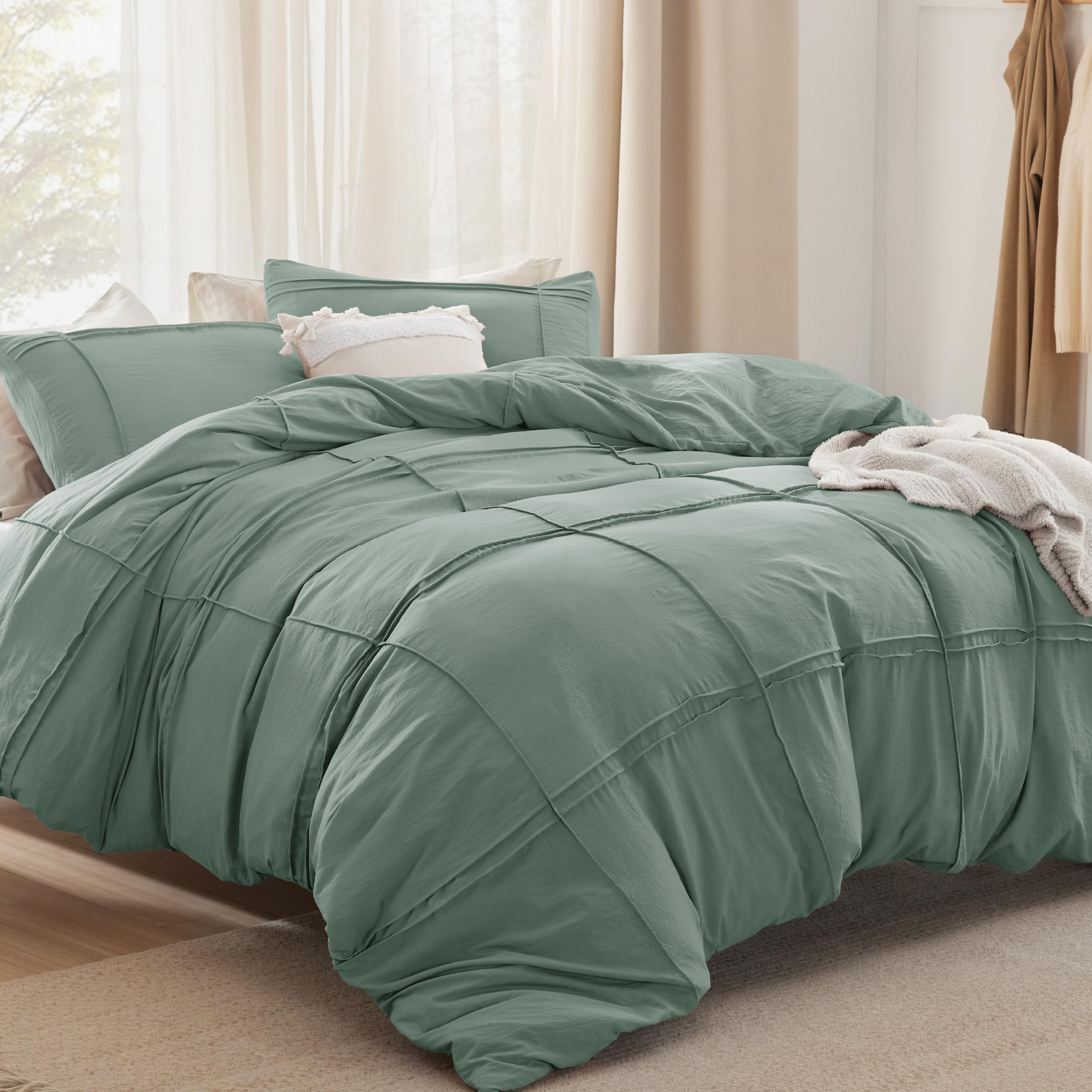 Bedsure Grid Tufted Duvet Cover Queen - Shabby Chic Duvet Cover, 3-Piece Queen Size Boho Bedding, Includes 1 All-Season Duvet Cover & 2 Pillowcases (Green, Queen, 90'X90')