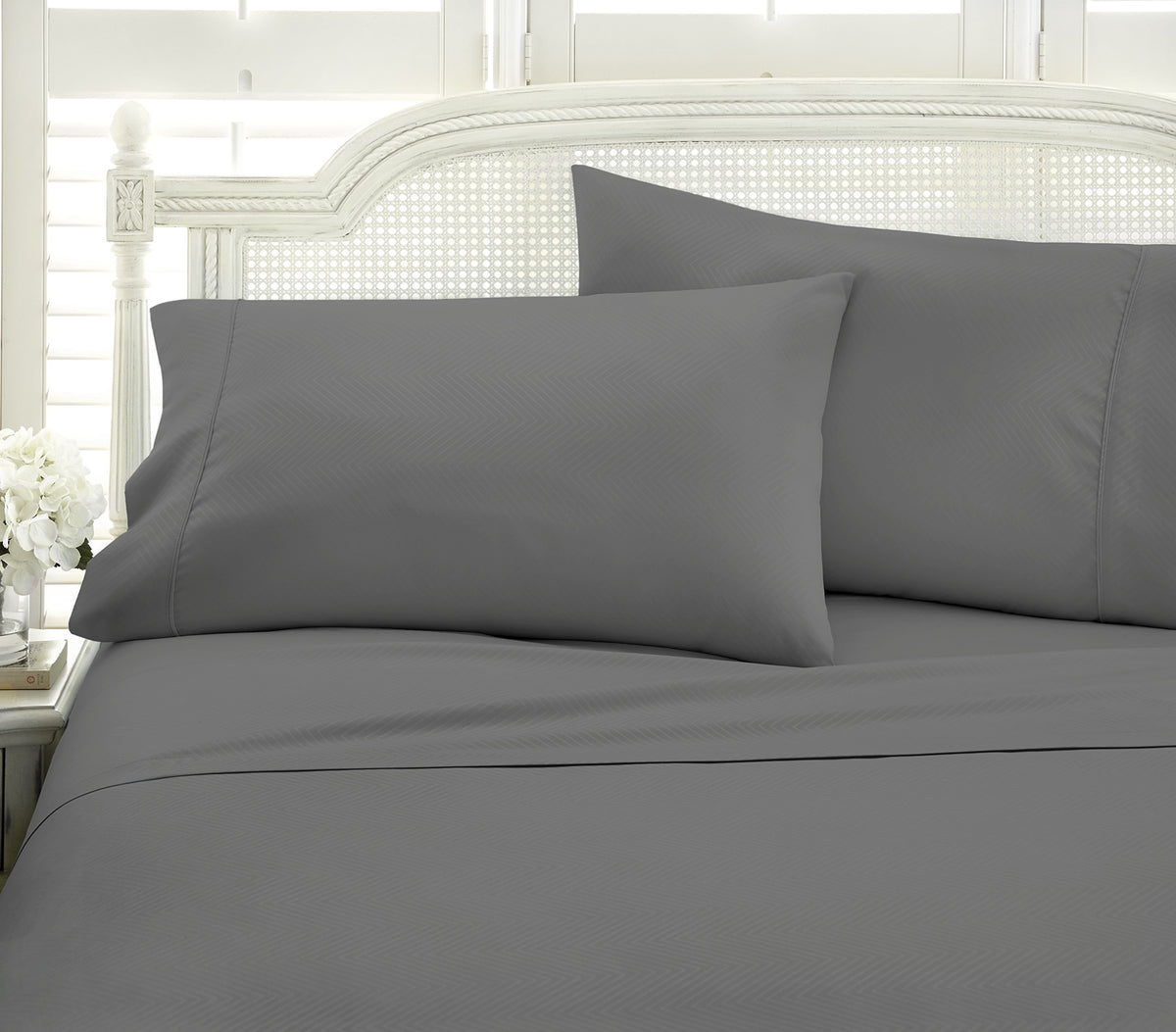 Ienjoy Home Embossed 4 Piece Sheet Set, King, Chevron Gray