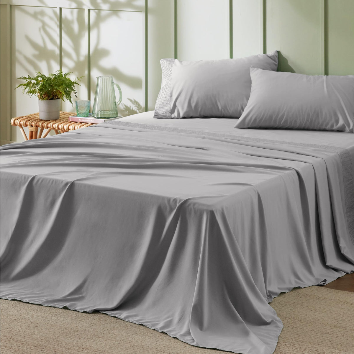 Bedsure Queen Sheet Set - Soft Sheets For Queen Size Bed, 4 Pieces Hotel Luxury Grey Queen Sheets, Easy Care Polyester Microfibe