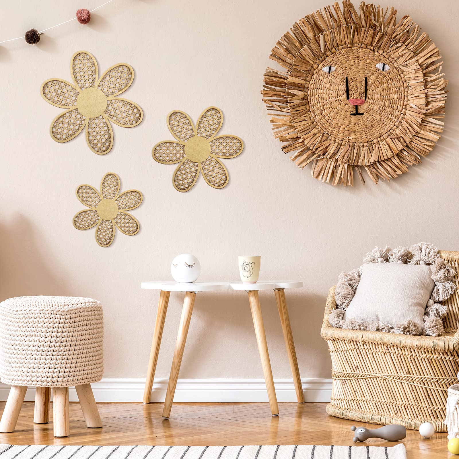 Maitys 3 Pieces Boho Daisy Wall Decor Natural Rattan Flower Wall Hanging Art Wooden Boho Wall Art Nursery Wall Decor Flowers Far