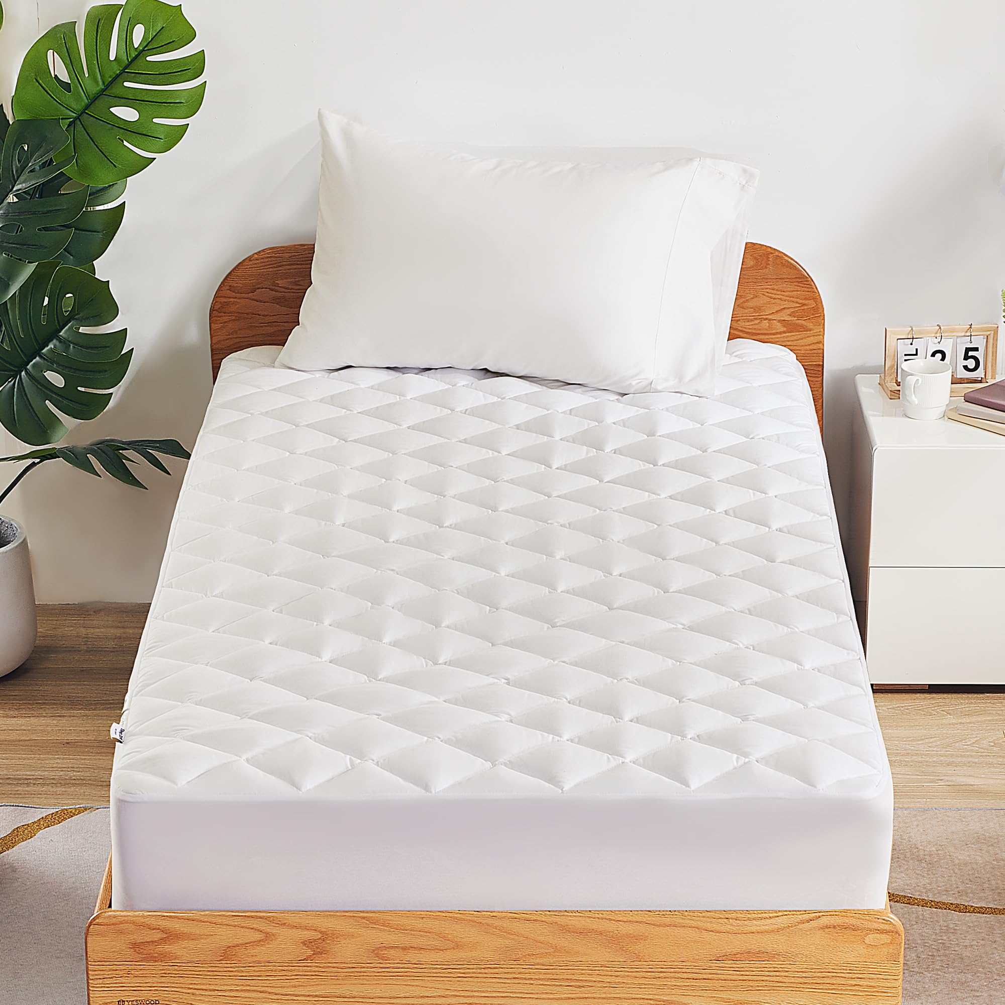 Sleep Zone Breathable Twin Mattress Pad For College Dorm, Machine Washable Quilted Fitted Mattress Cover, Deep Pocket Mattress Protector Up To 21' (White, Twin, 39X75)