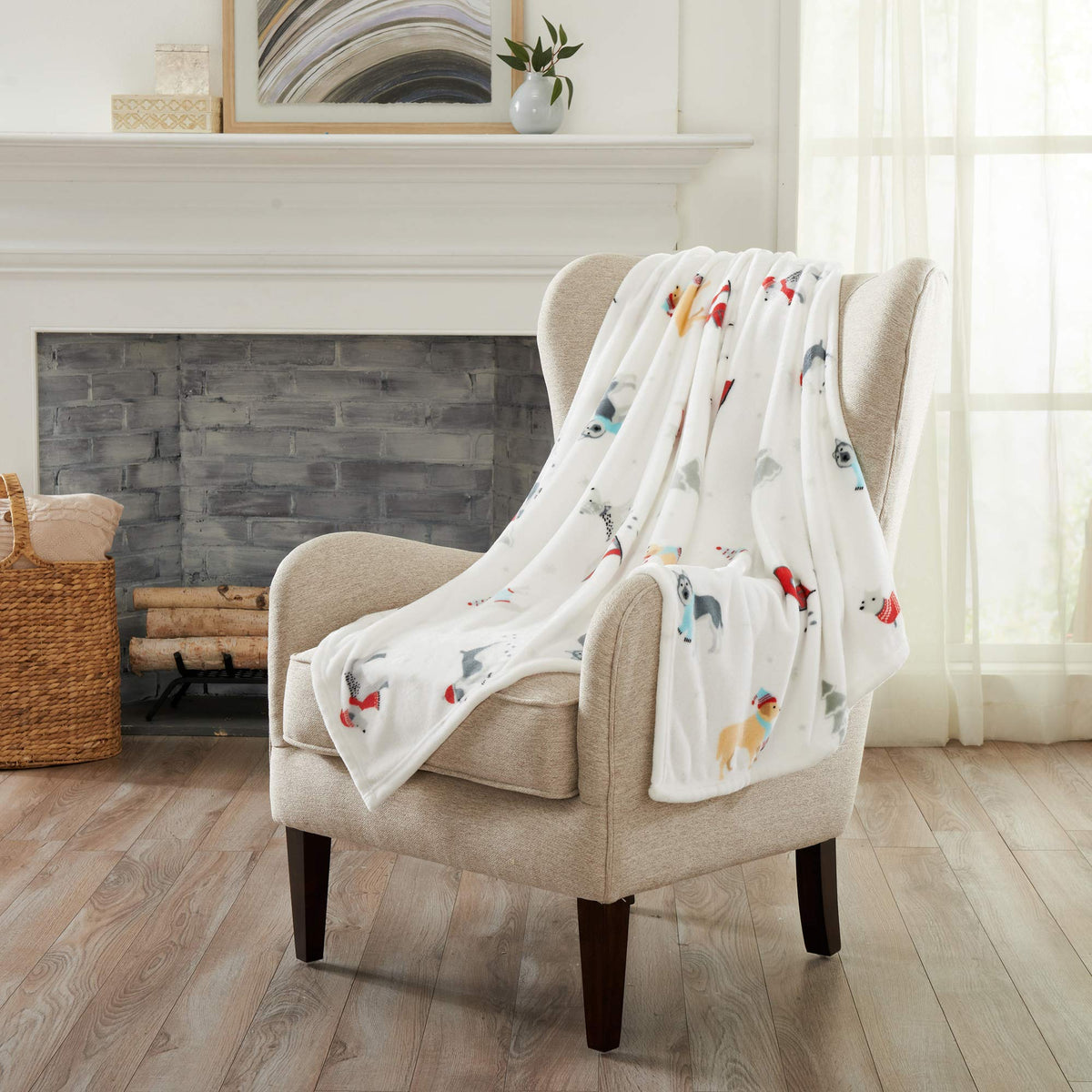 Great Bay Home Luxuriously Soft Velvet Plush 50' X 70', Holiday Throw Blanket  Christmas Throw For Sofa And Bed  Cozy And Warm