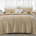 Andency Beige California King Size Quilt Bedding Set (112X104 Inch), 3 Pieces Soft Lightweight Bedspread Coverlet, Boho Summer Q