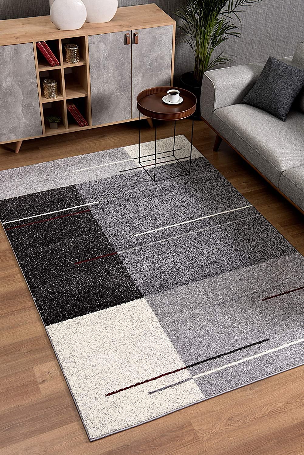 HomeRoots Grey 100% Twisted Polyester 5â€ x 8â€ Gray Modern Geometric Area Rug