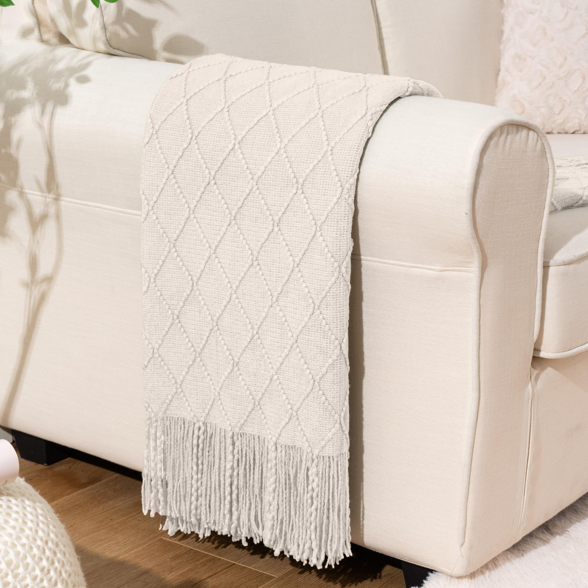 Battilo Home Large Cream Throw Blanket With Fringe, End Of Bed Throw Blankets White,Spring Throw Blanket For Couch Sofa Indoor O