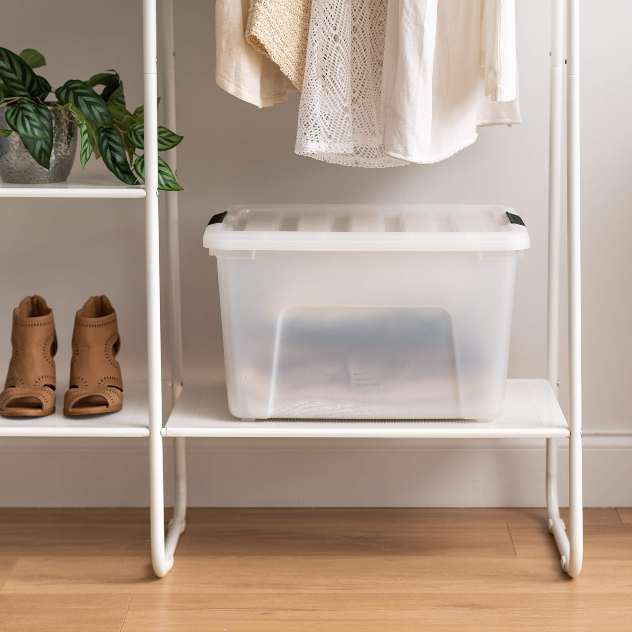 Iris Usa 40 Qt Stackable Plastic Storage Bins With Lids, 4 Pack - Bpa-Free, Made In Usa - Discreet Organizing Solution, Latches,