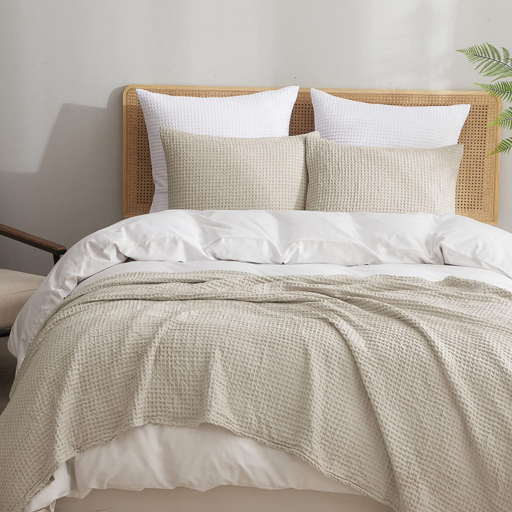 Phf Ultra Soft Waffle Weave Pillowcases Standard Size 20' X 26' 2 Pack, No Insert, Breathable Skin-Friendly Pillow Shams, Decorative Waffle Weave Pillow Case Covers, Light Khaki/Linen