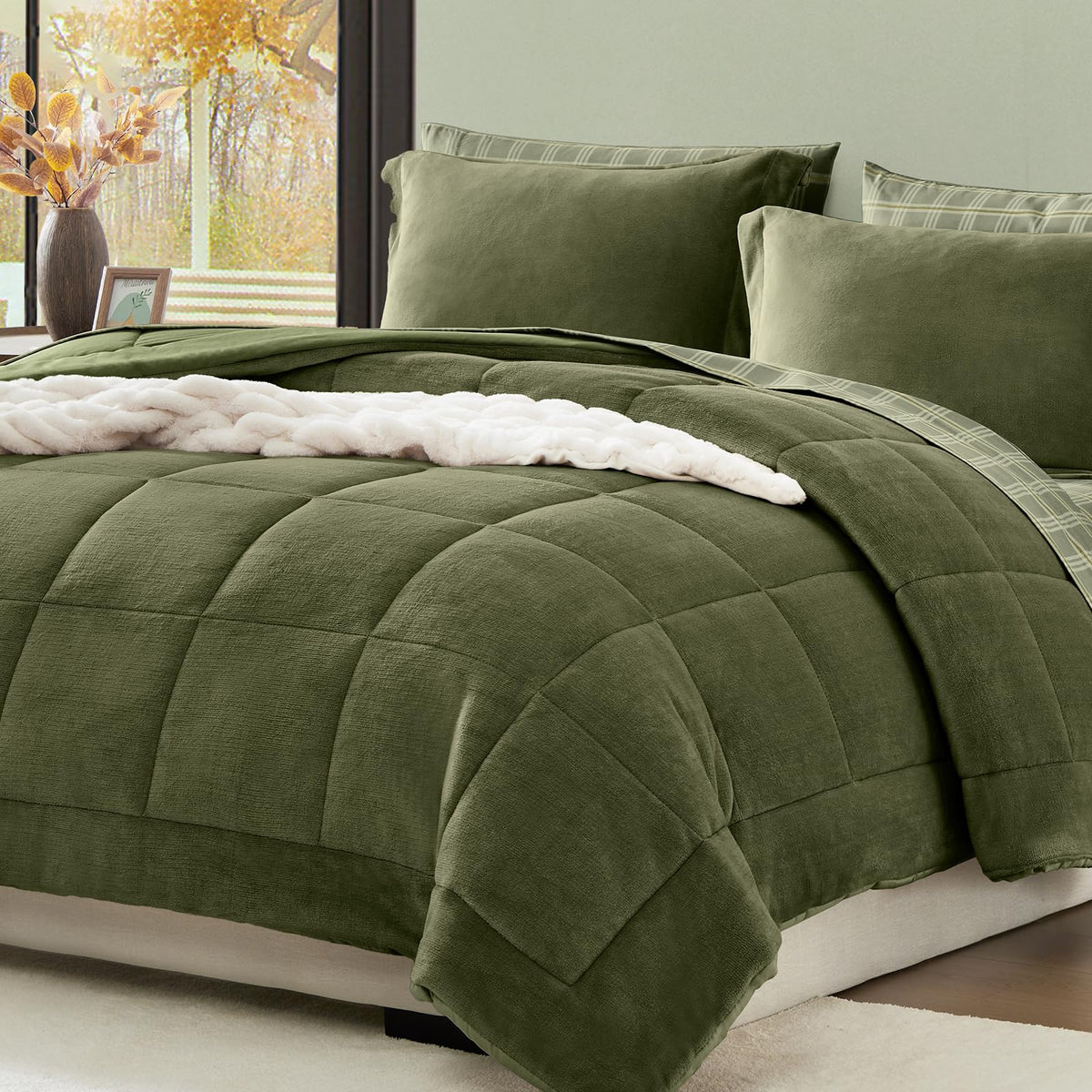 Amberspace Luxury Queen Size Comforter Sets 7 Piece, Plush Velvet Comforter Sets For Queen Bed 7 Pieces, Soft Warm Plush Comfort