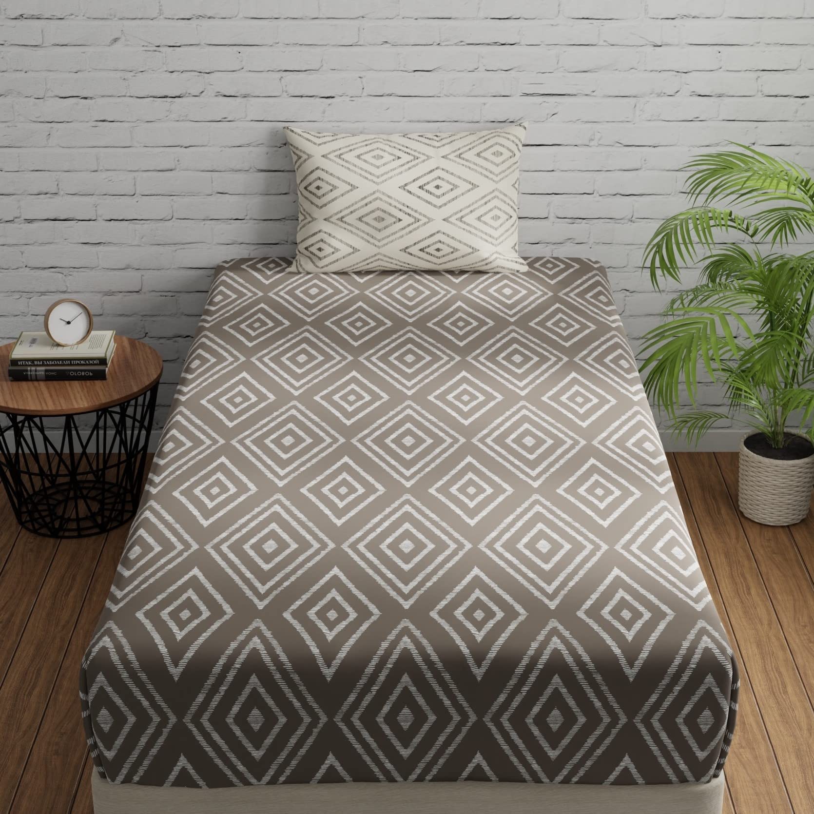 Huesland By Ahmedabad Cotton 144 Tc Elastic Bedsheet Single Bed Cotton With 1 Pillow Cover | 36 X 78 Inches | Taupe & White