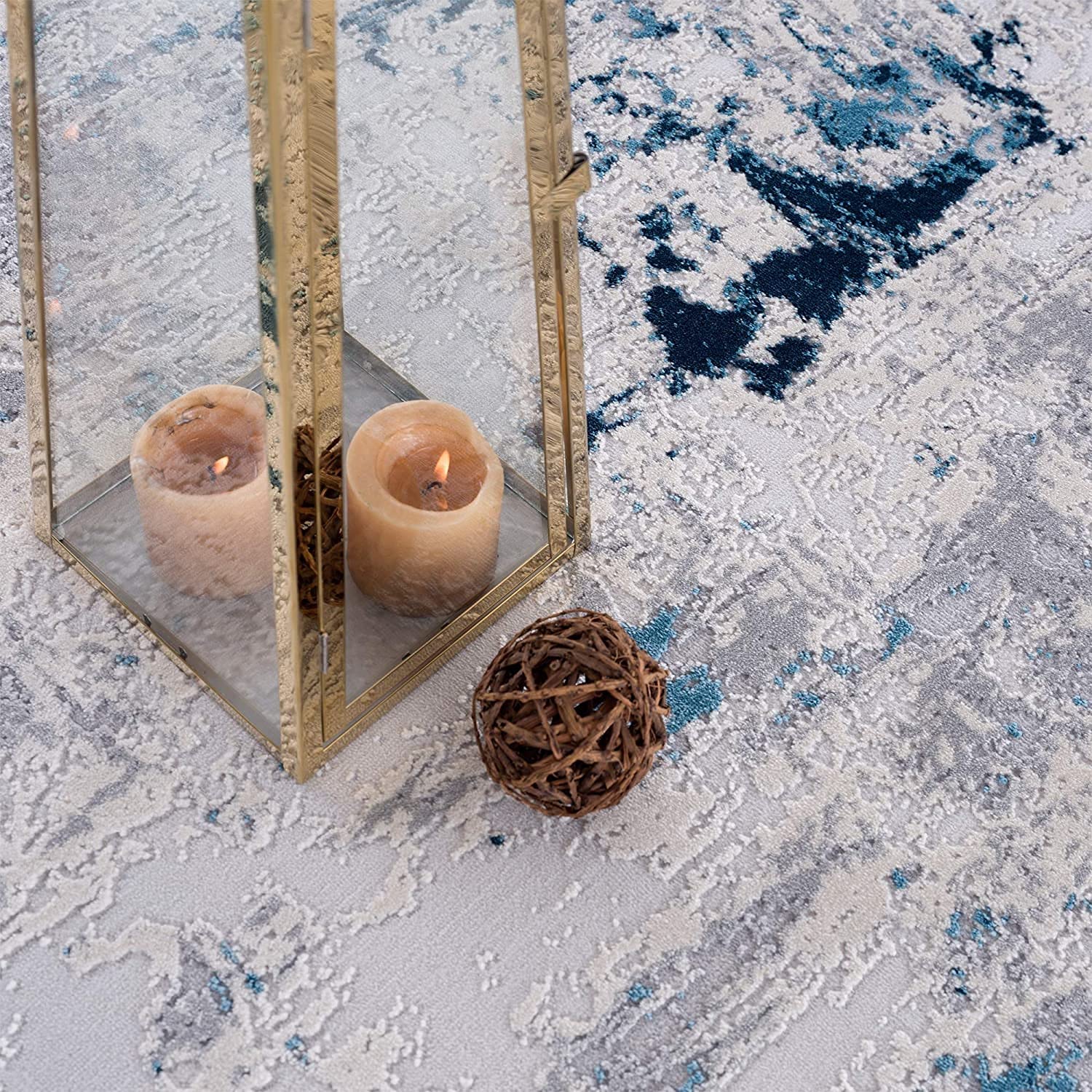 HomeRoots 100% High Grade Polypropylene 3â€ x 5â€ Blue and Ivory Abstract Strokes Area Rug