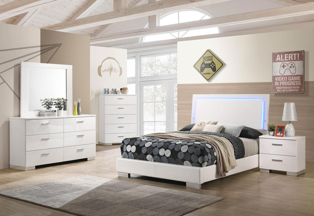 Coaster Home Furnishings Felicity Contemporary 4-Piece Bedroom Set Full Size LED Panel Bed Frame 49-inch Headboard White High Gloss 203500F-S4