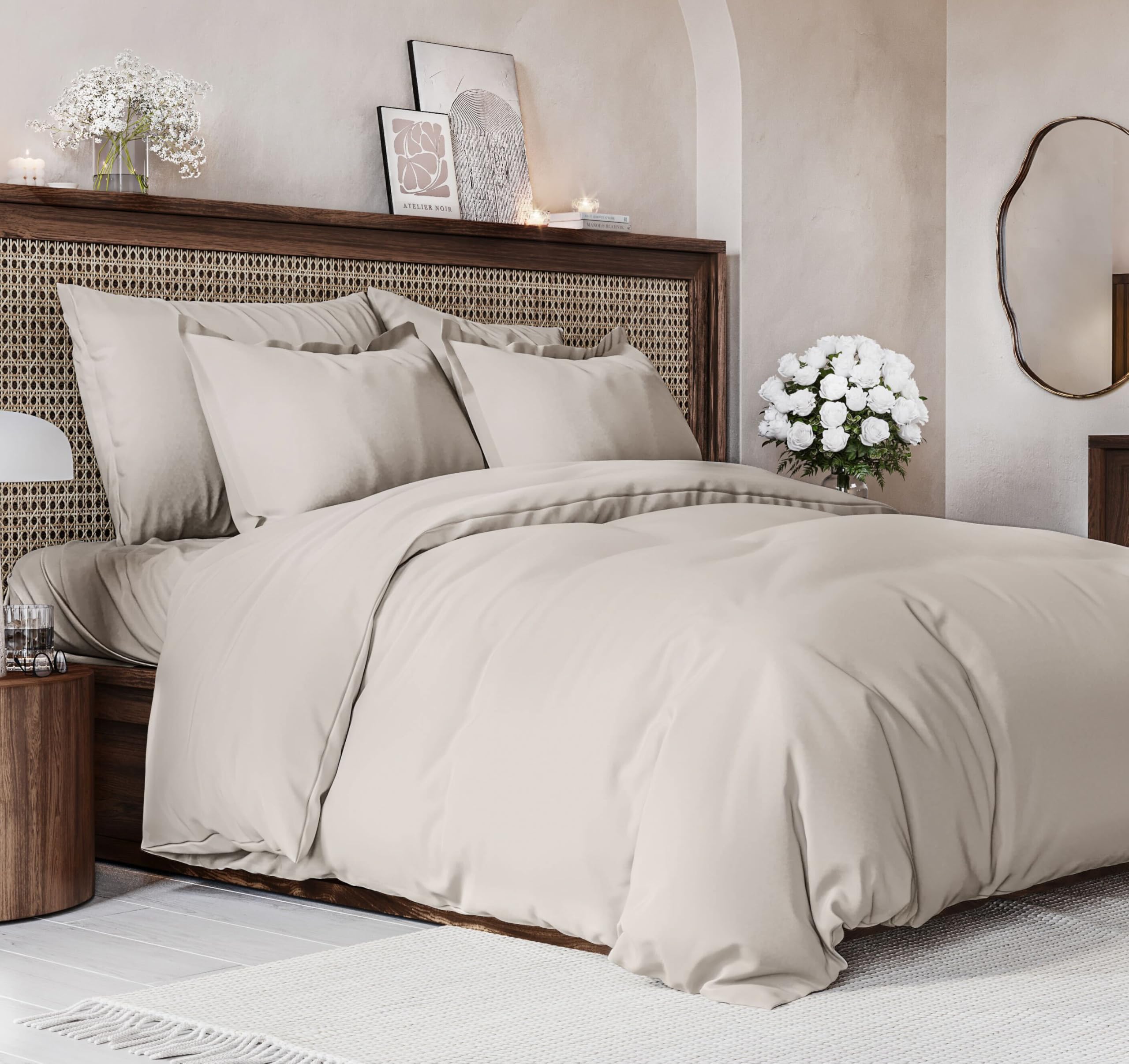 Duvet Cover Queen Size Set - Extra Soft Queen Size Duvet Cover 90 X 90 With 2 Pillow Shams - Hotel Luxury Easy Care And Fade Free W/ Zipper Closures & Ties - Comfy Breathable Bedding Set (Light Grey)