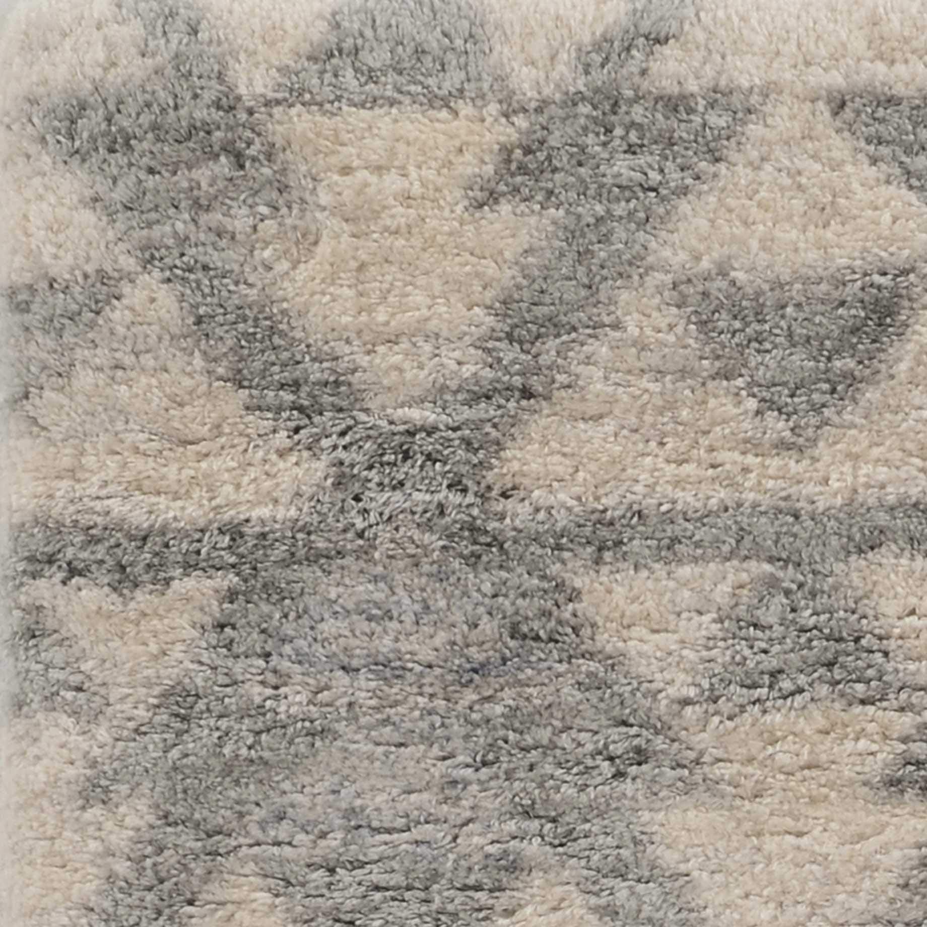 HomeRoots Decor 7'10' x 9'10' Polypropelene Ivory/Grey Area Rug