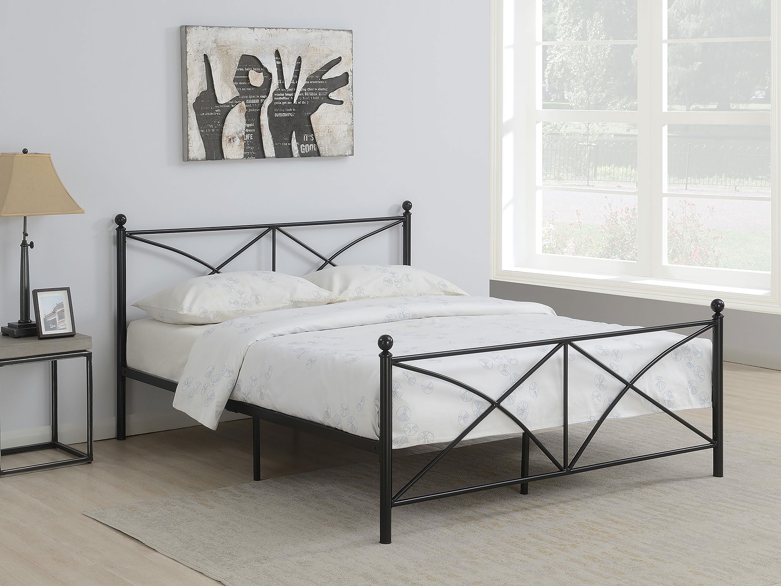 Coaster Home Furnishings Hart Contemporary Wood Queen Size Open Frame Bed Frame Platform Bed 39-inch Headboard Matte Black 422755Q