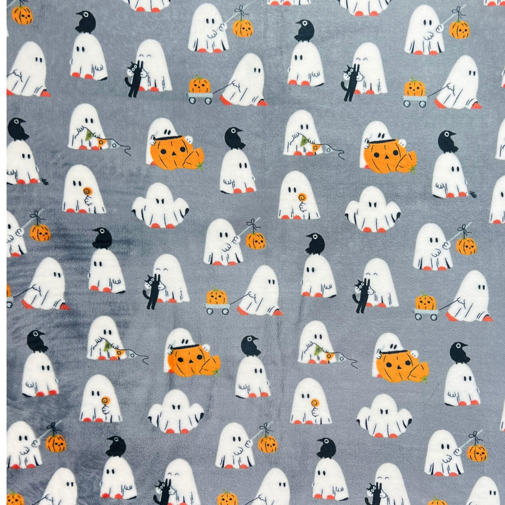 Halloween Fleece Throw Blanket: Baby Ghost Party On Grey Background Design On Soft Velvet Throw Blanket For Couch Bed