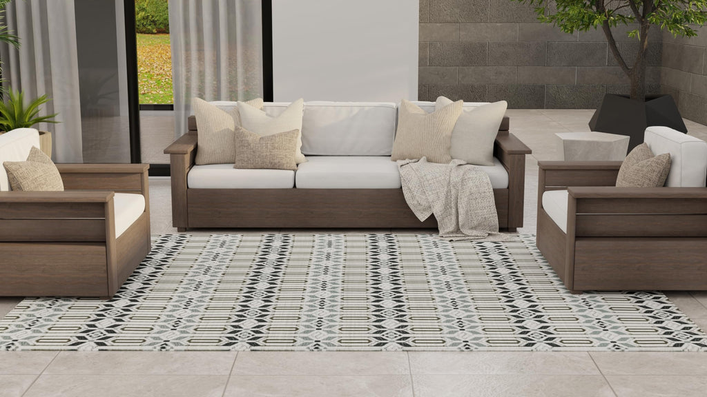 Mad Mats Geometric Outdoor Rug, Reversible Plastic Mat (2.5' X 6', Grey/White)