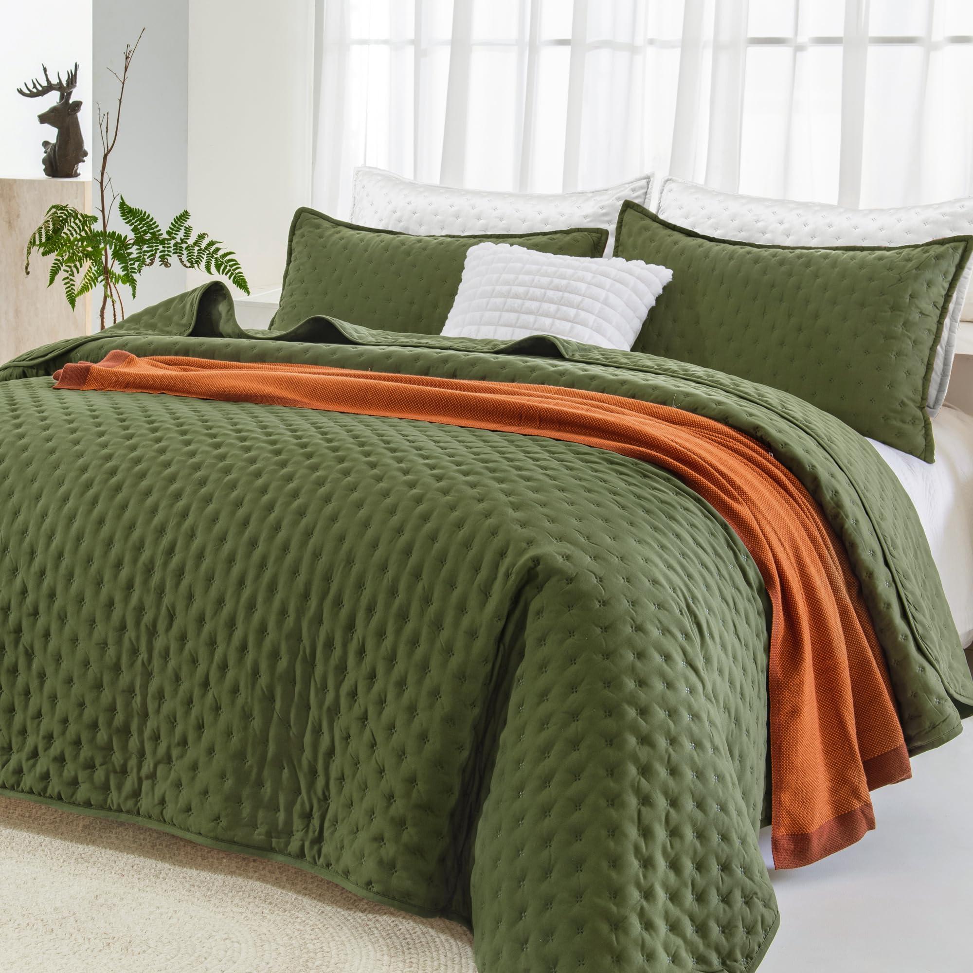 Andency Green King Size Quilt Bedding Set (106x96 Inch), 3 Pieces Soft Lightweight Bedspread Coverlet, Boho Summer Quilt King Si