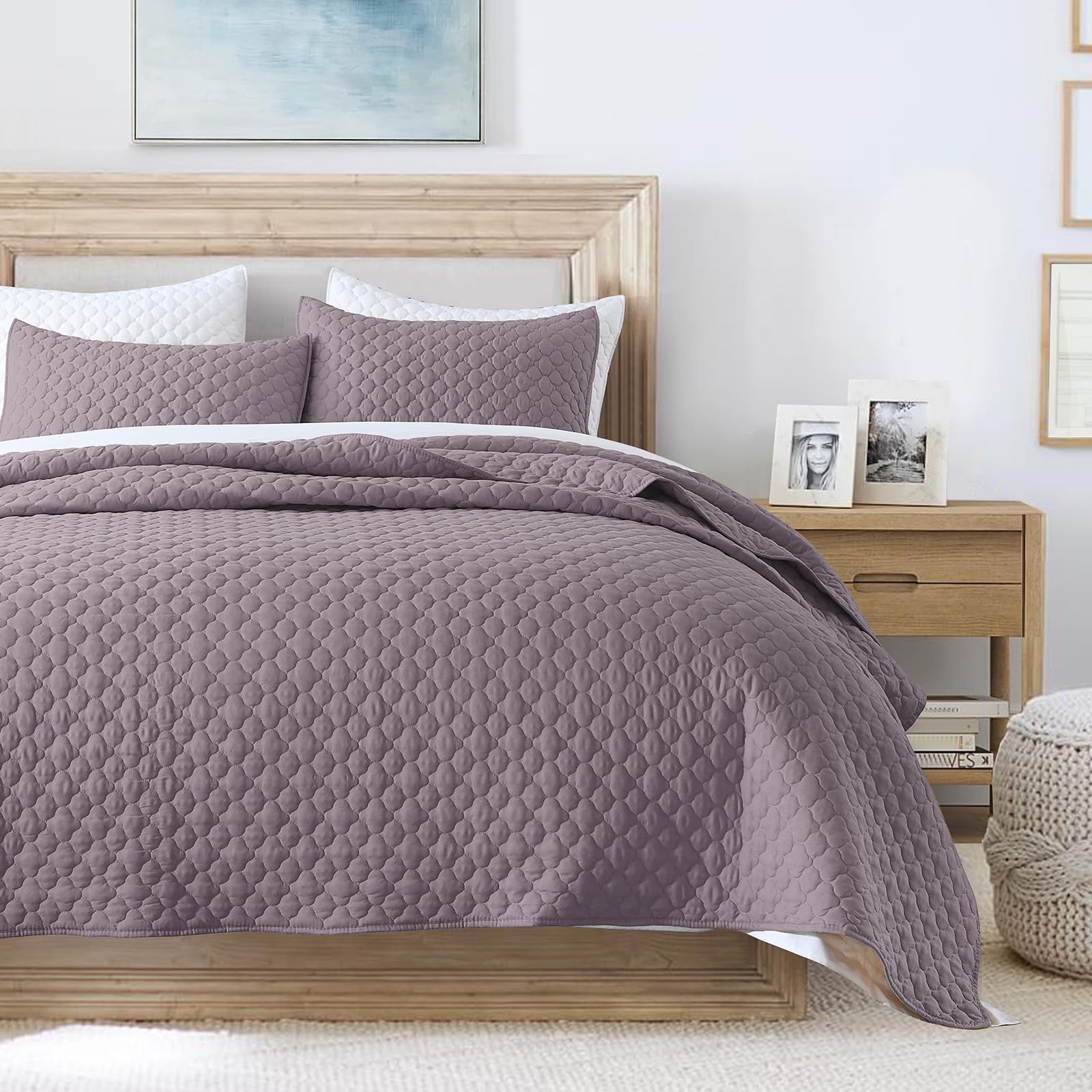 Horimote Home Quilt Queen Size Grayish Purple, Lightweight Quilt For Summer Ultra-Soft Microfiber Modern Style Quilted Clouds Pa