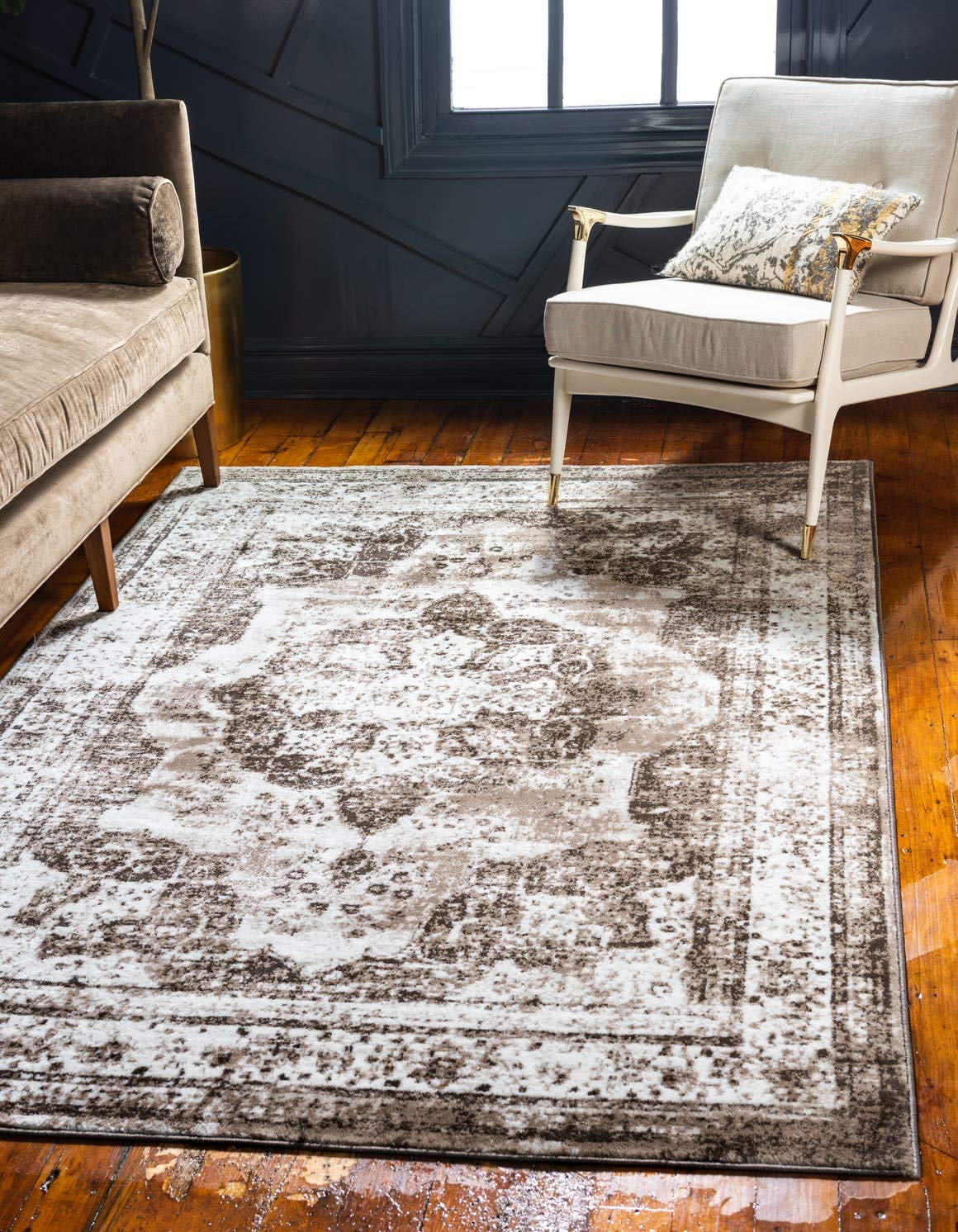 Unique Loom Sofia Collection Area Rug - Salle Garnier (2 2 x 3 1 Rectangle, Light Brown/ Brown)