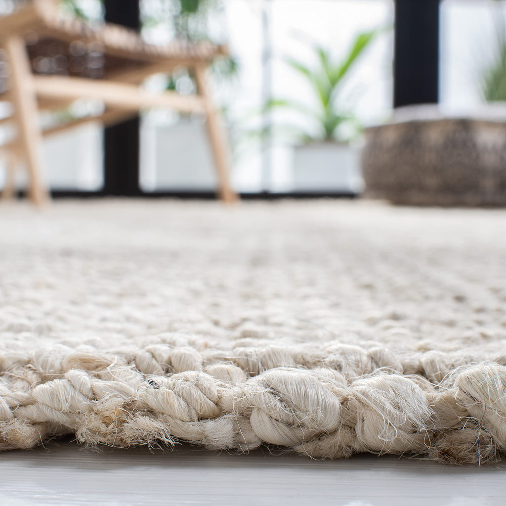 Safavieh Natural Fiber Collection Area Rug - 5' X 8', Bleach & Ivory, Handmade Farmhouse Jute, Ideal For High Traffic Areas In L