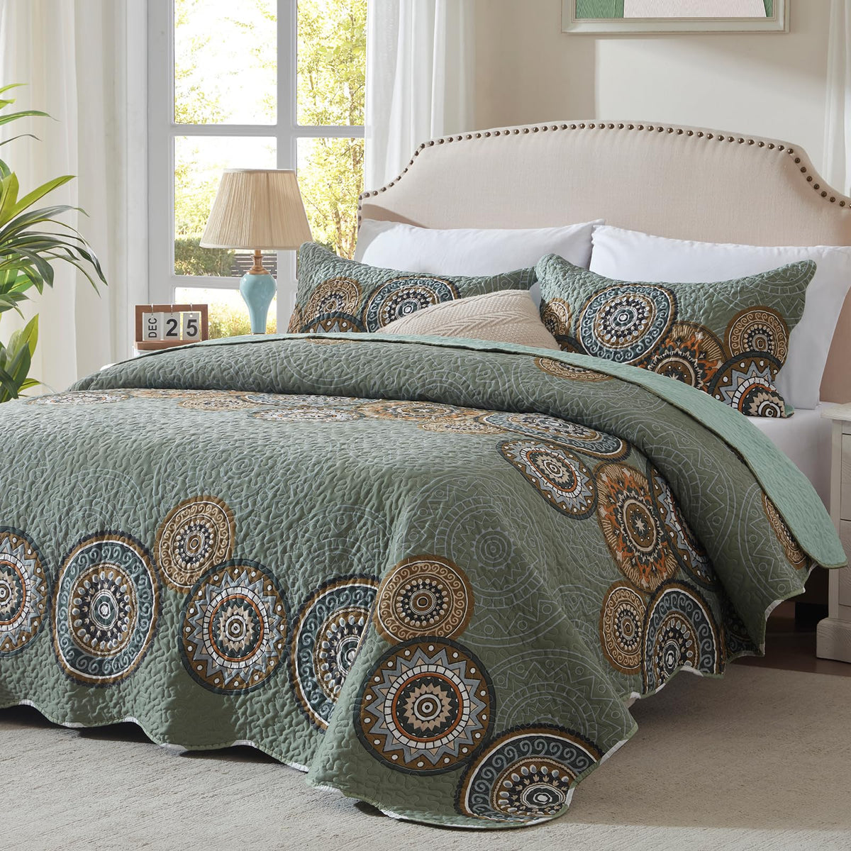 LEAONME 3 Pieces King Size Olive Green Quilt Set Lightweight Oversized Bedspread 98''x106'' Soft Microfiber Floral Coverlet Luxu