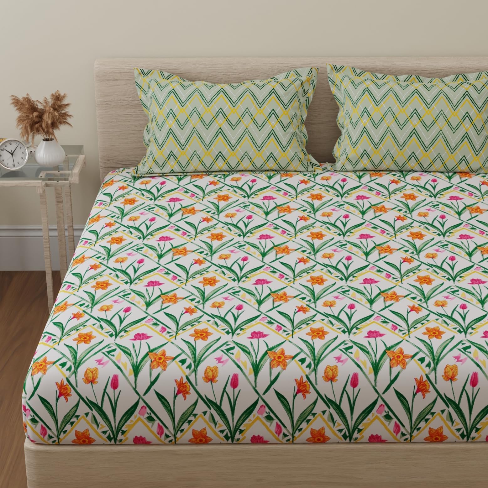 Huesland By Ahmedabad Cotton 144 Tc Double Bedsheet Cotton King Size Bed With 2 Pillow Covers | Botanical Chevron | 108 By 108 I