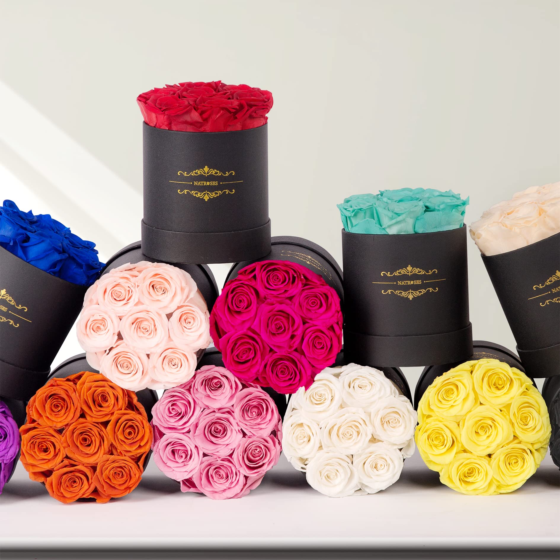 NATROSES Preserved Roses Round Box Hot Pink