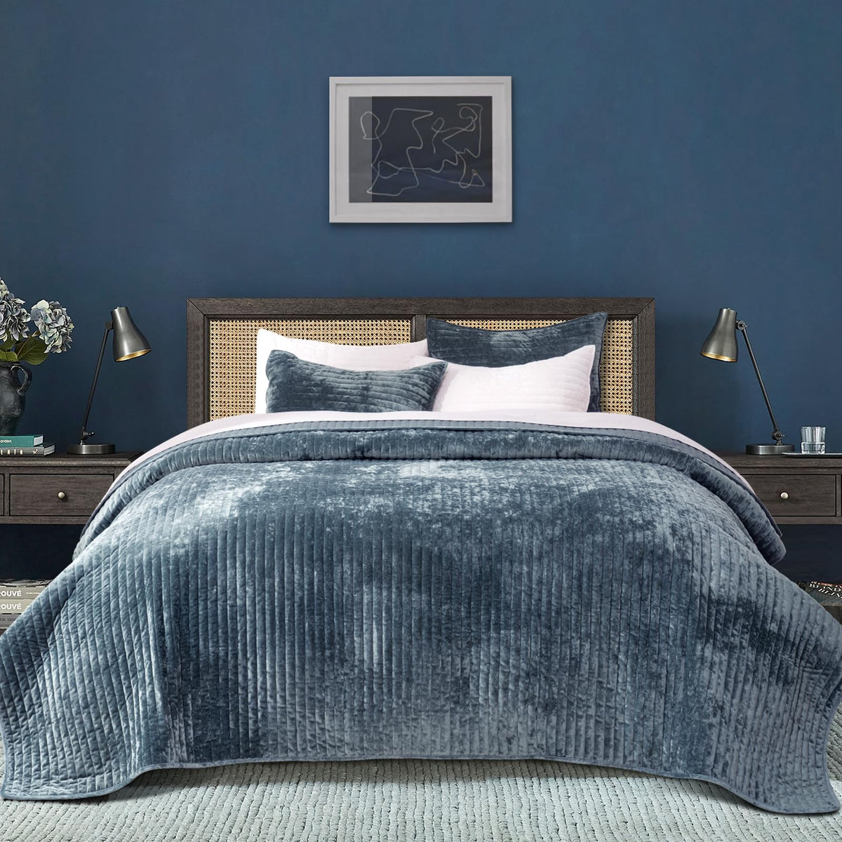 Evergrace Velvet Quilt Set Queen Size, Luxurious Soft Striped Channel Bedding Set, Lightweight Velvet Comforter For All Season,