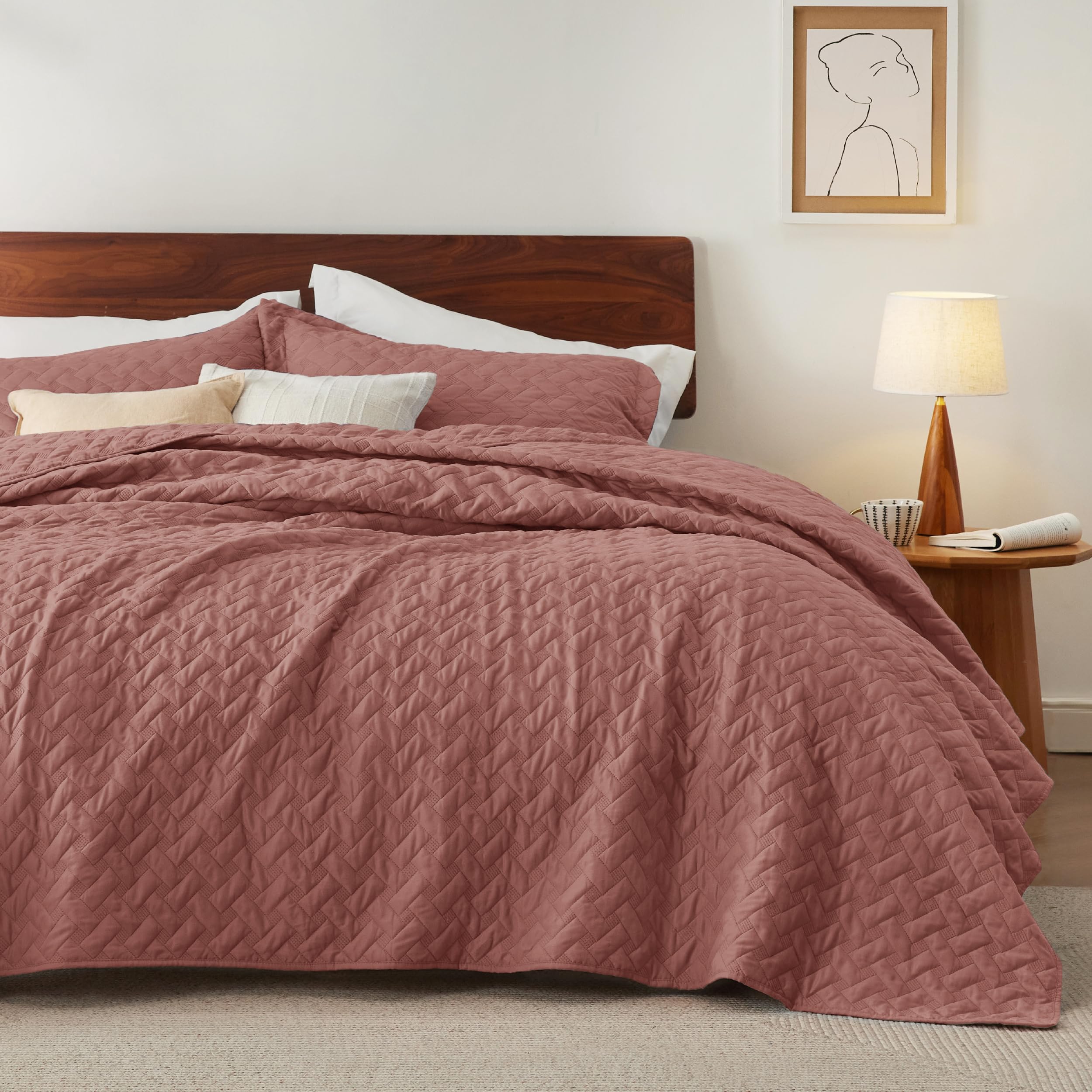 Bedsure Twin Quilt Set - Lightweight Summer Twin Extra Long Quilt - Grayish Pink Bedspread Twin Size - Bedding Coverlet for All 