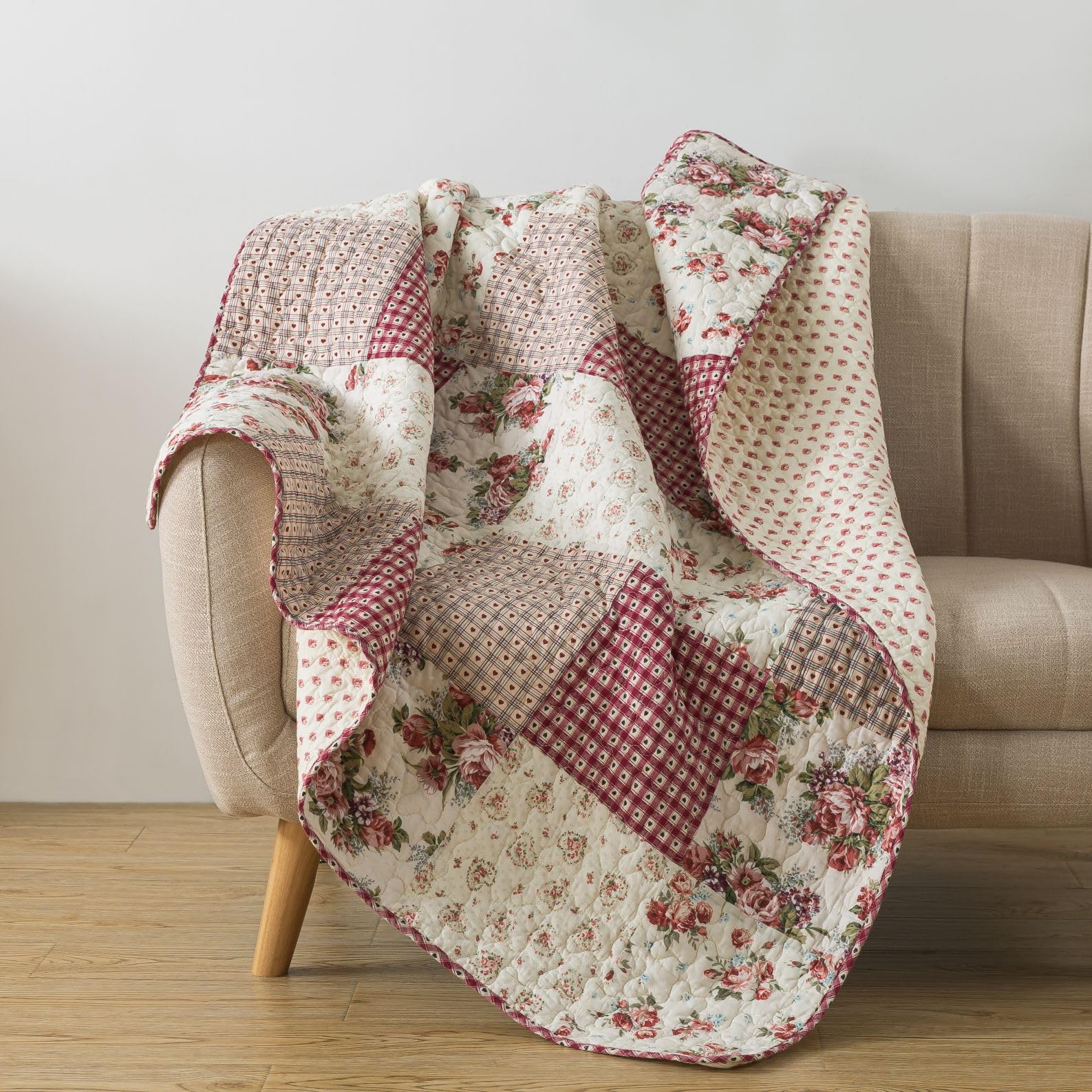 Country Roses 50' X 60' Cotton Quilted Throw Blanket, Pink Patchwork Pieced Throw Quilt For Couch, Lightweight French Country