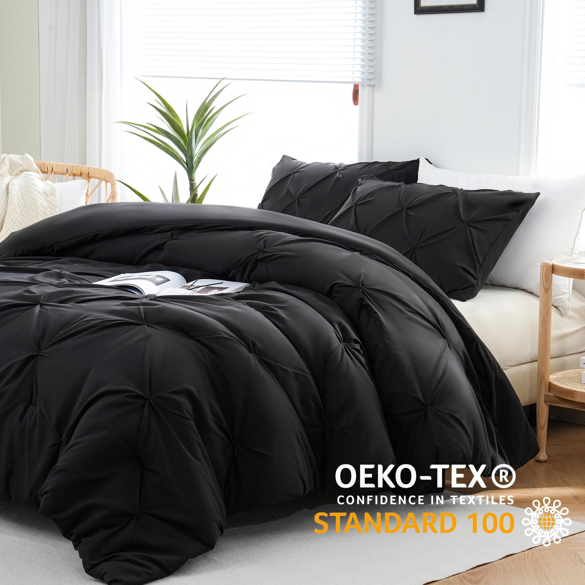 Downcool Queen Comforter Set - 3 Pieces Cute Pinch Pleat Bed Set, Soft Fluffy Comforters Queen Size Black, Down Alternative Bedd