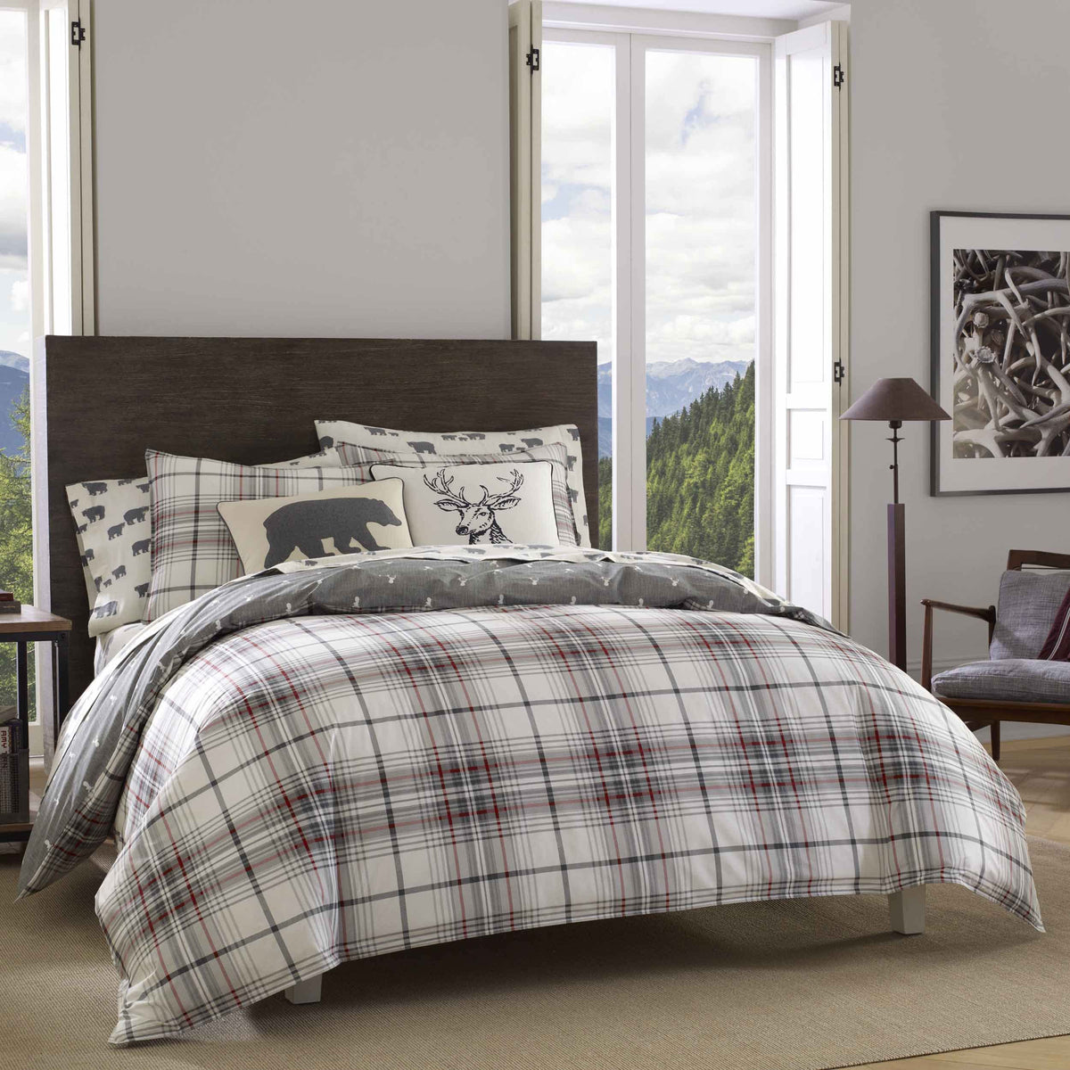 Eddie Bauer - Queen Comforter Set, Reversible Cotton Bedding With Matching Shams, Plaid Home Decor For All Seasons (Alder Grey/R