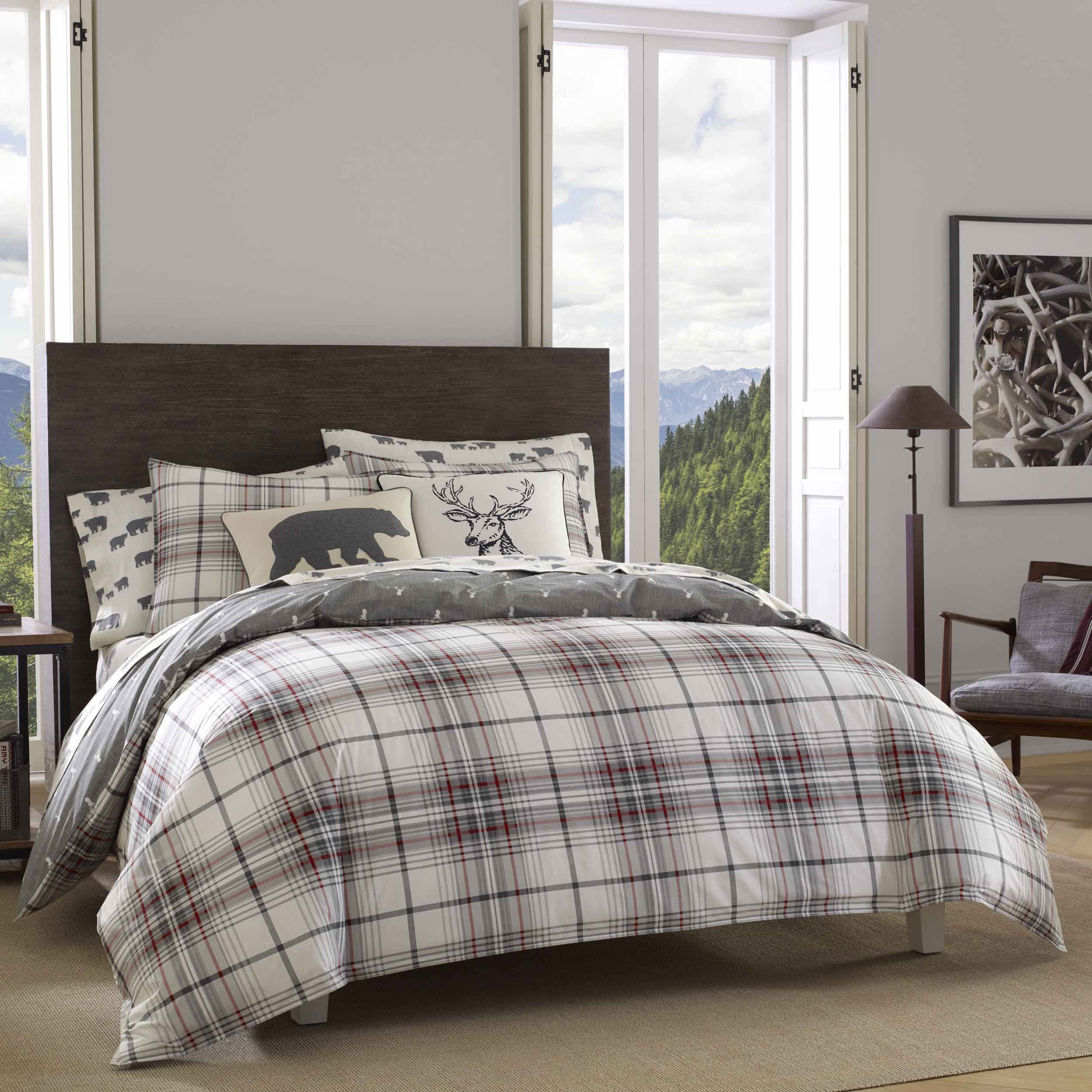 Eddie Bauer - Queen Comforter Set, Reversible Cotton Bedding With Matching Shams, Plaid Home Decor For All Seasons (Alder Grey/R