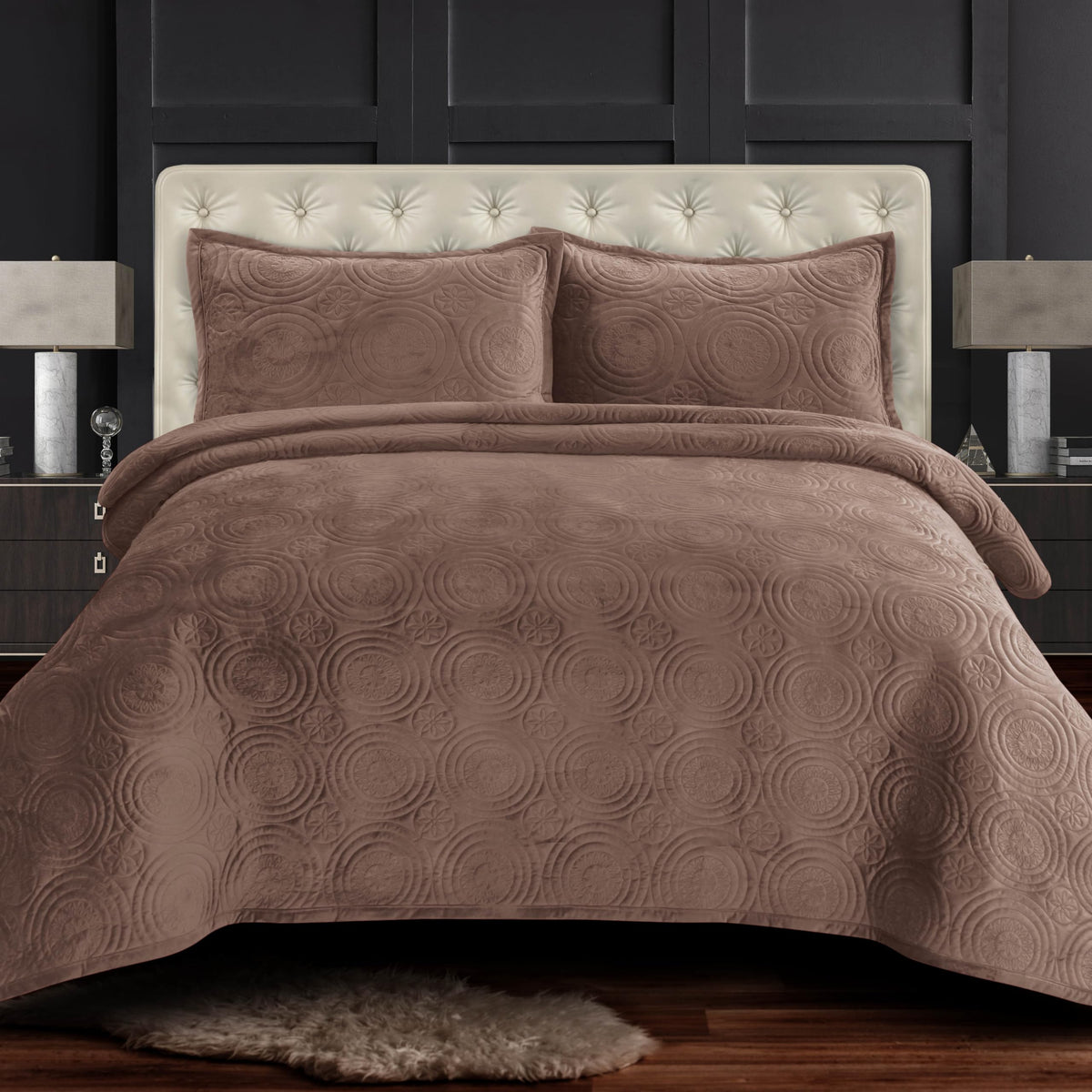 Tribeca Living Oversized Velvet Quilt, Two Piece Twin Bed Set, 260Gsm Soft Velvet Quilted Set Includes One Quilt & One Sham Pill